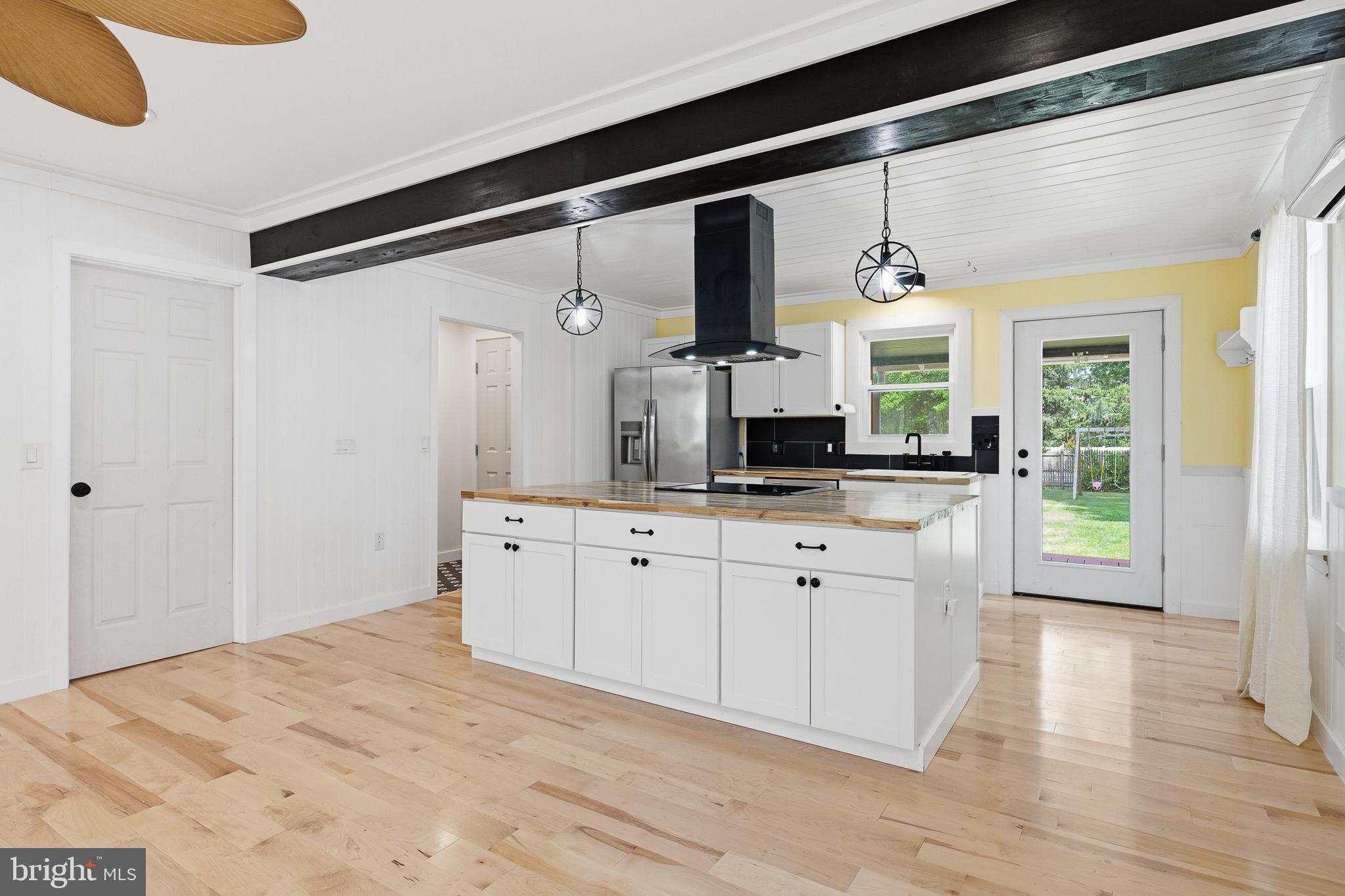 MIDDLETOWN - Residential
