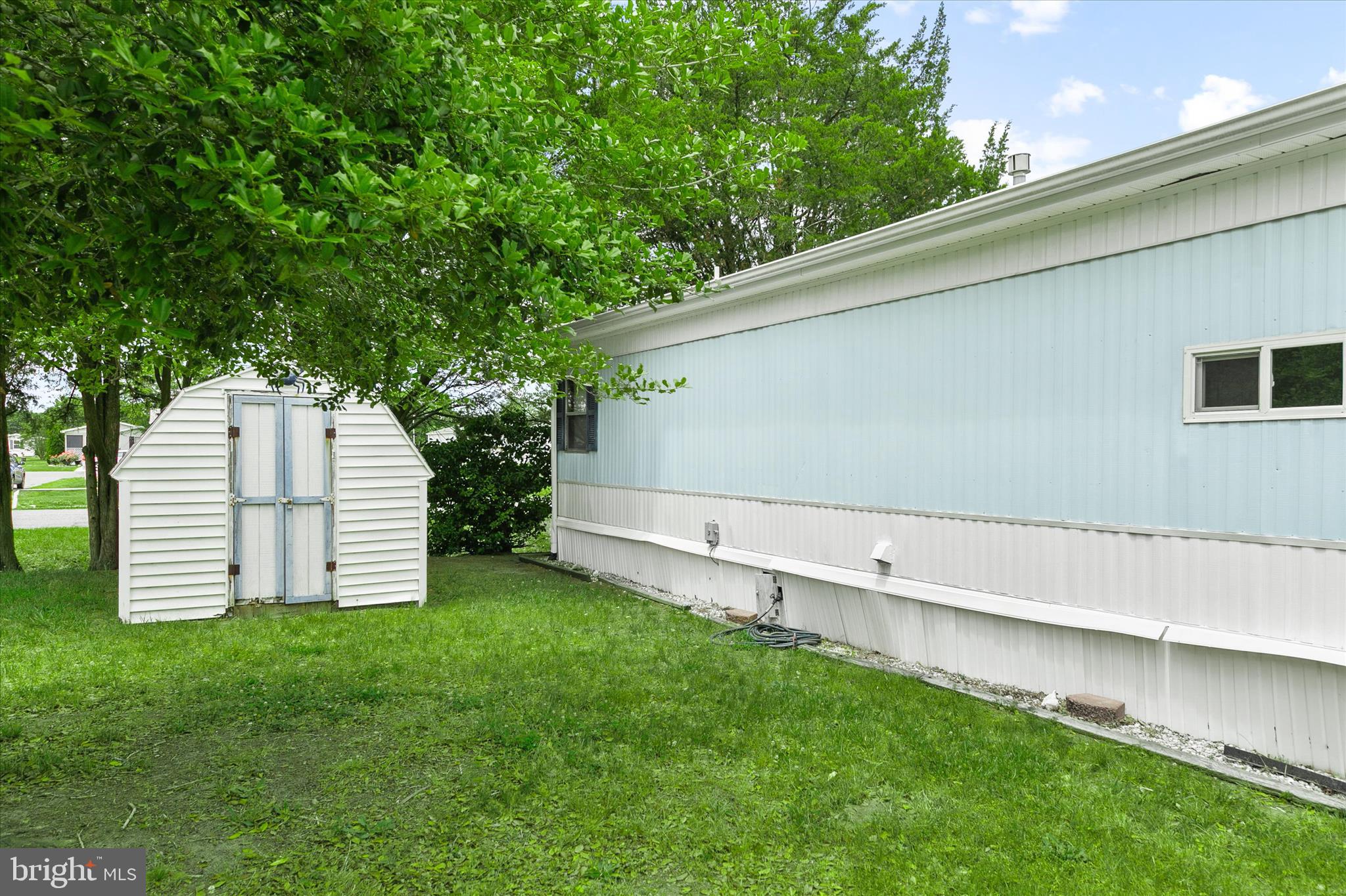 SHADY PARK - Residential