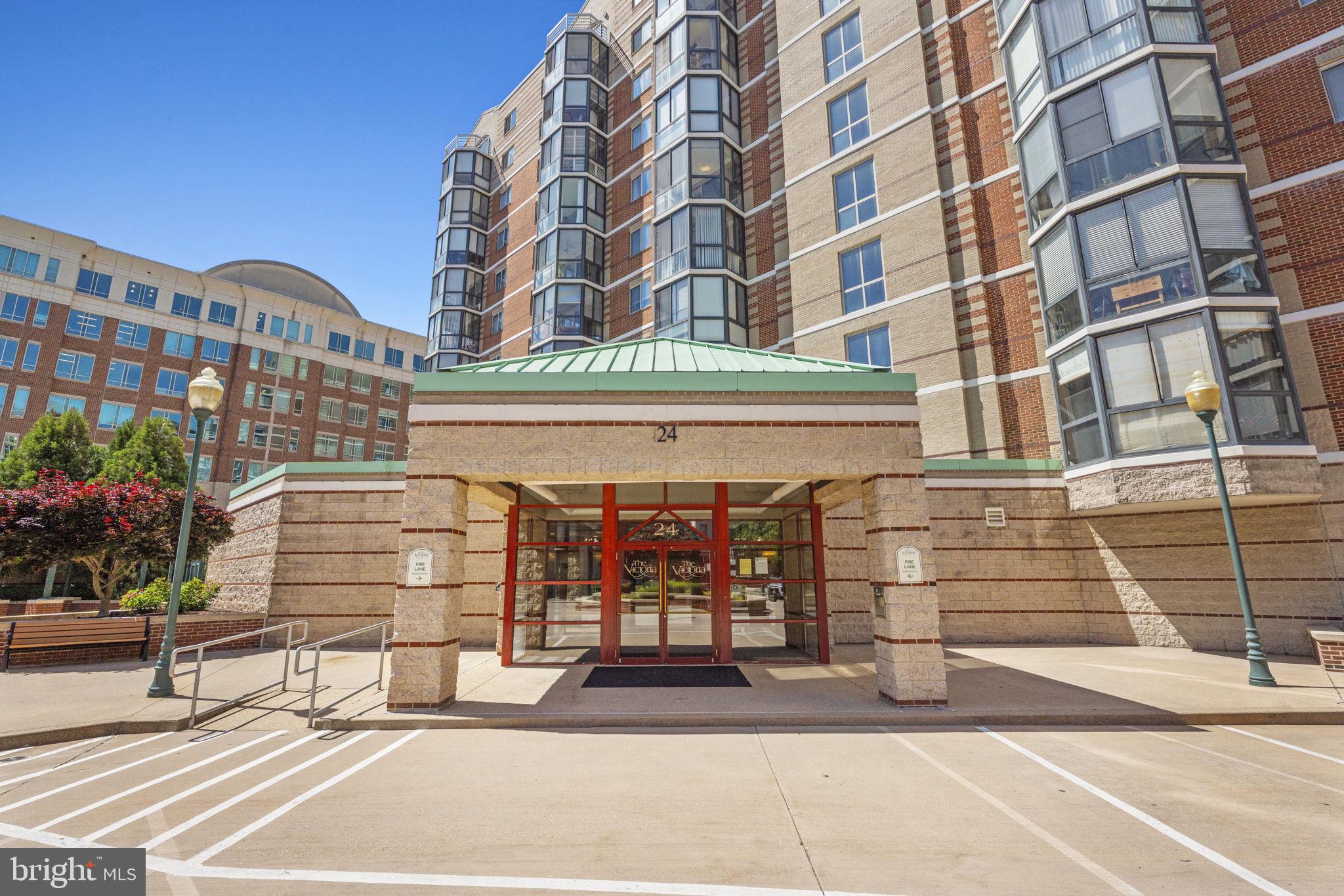 THE VICTORIA CODM - Residential