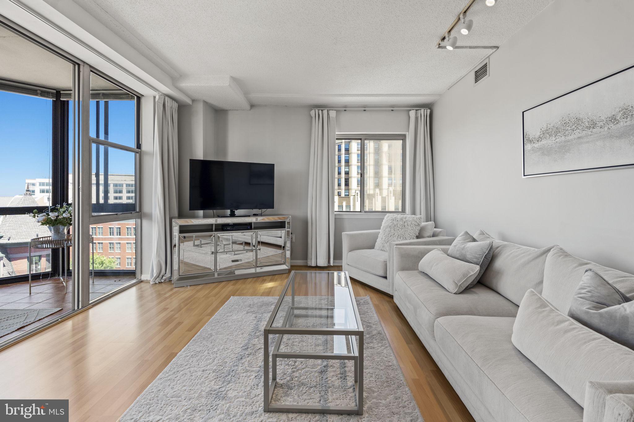 THE VICTORIA CODM - Residential