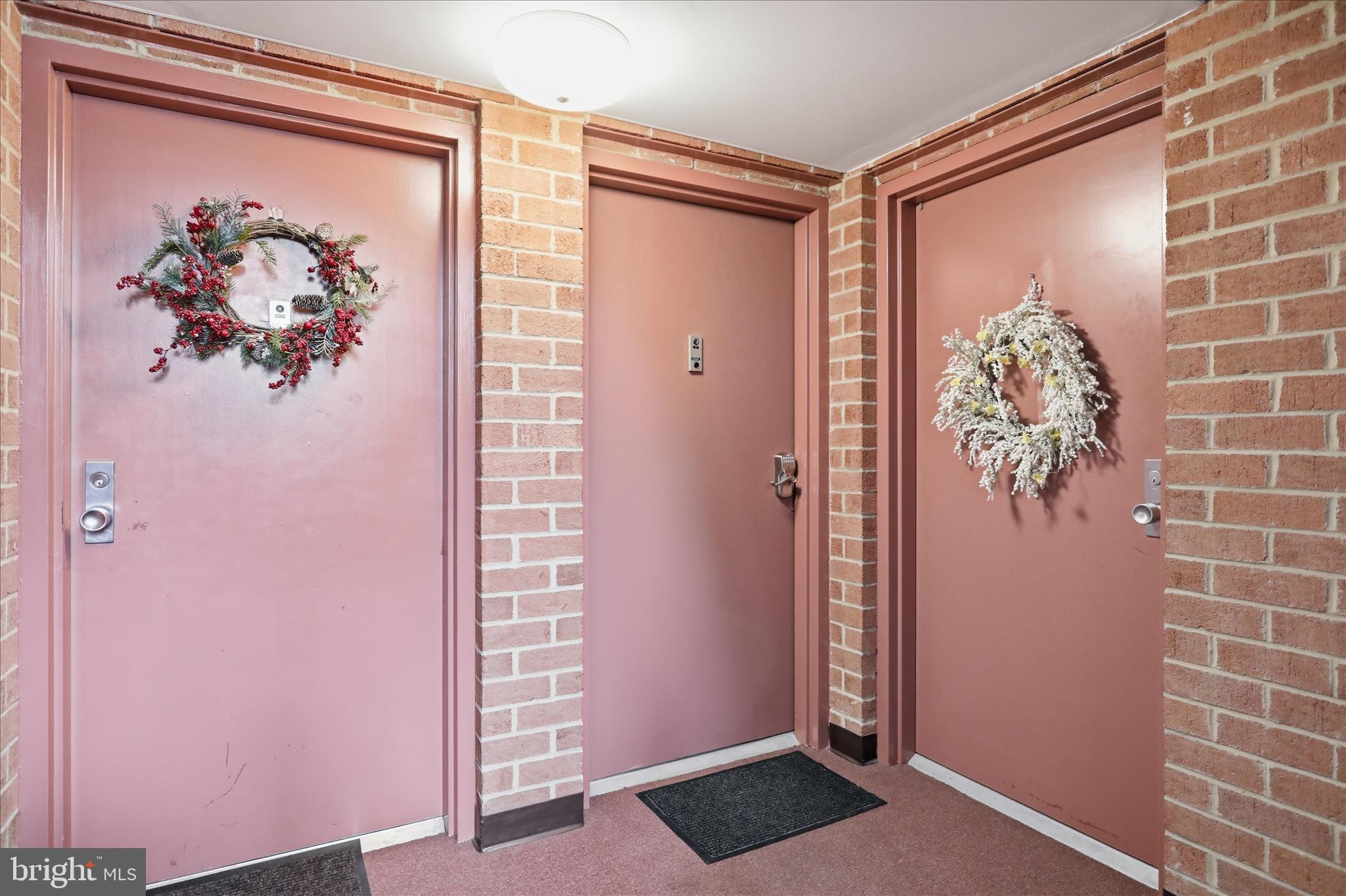 EDGEWOOD CONDOMMINIUMS - Residential