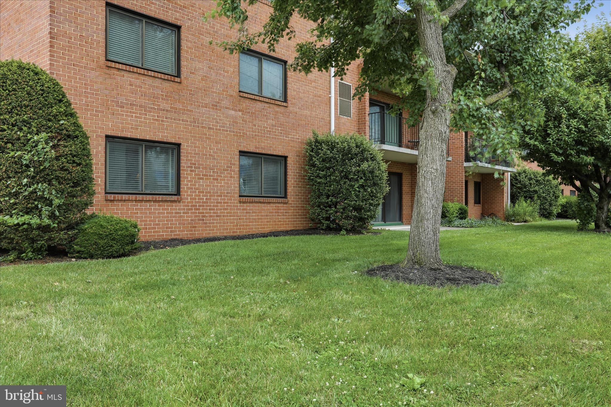 EDGEWOOD CONDOMMINIUMS - Residential