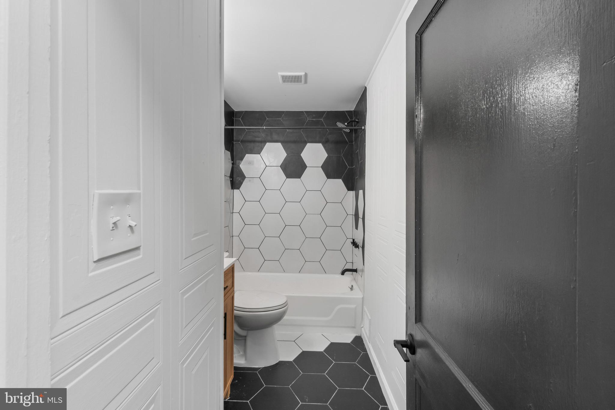 BROOKLYN - Residential