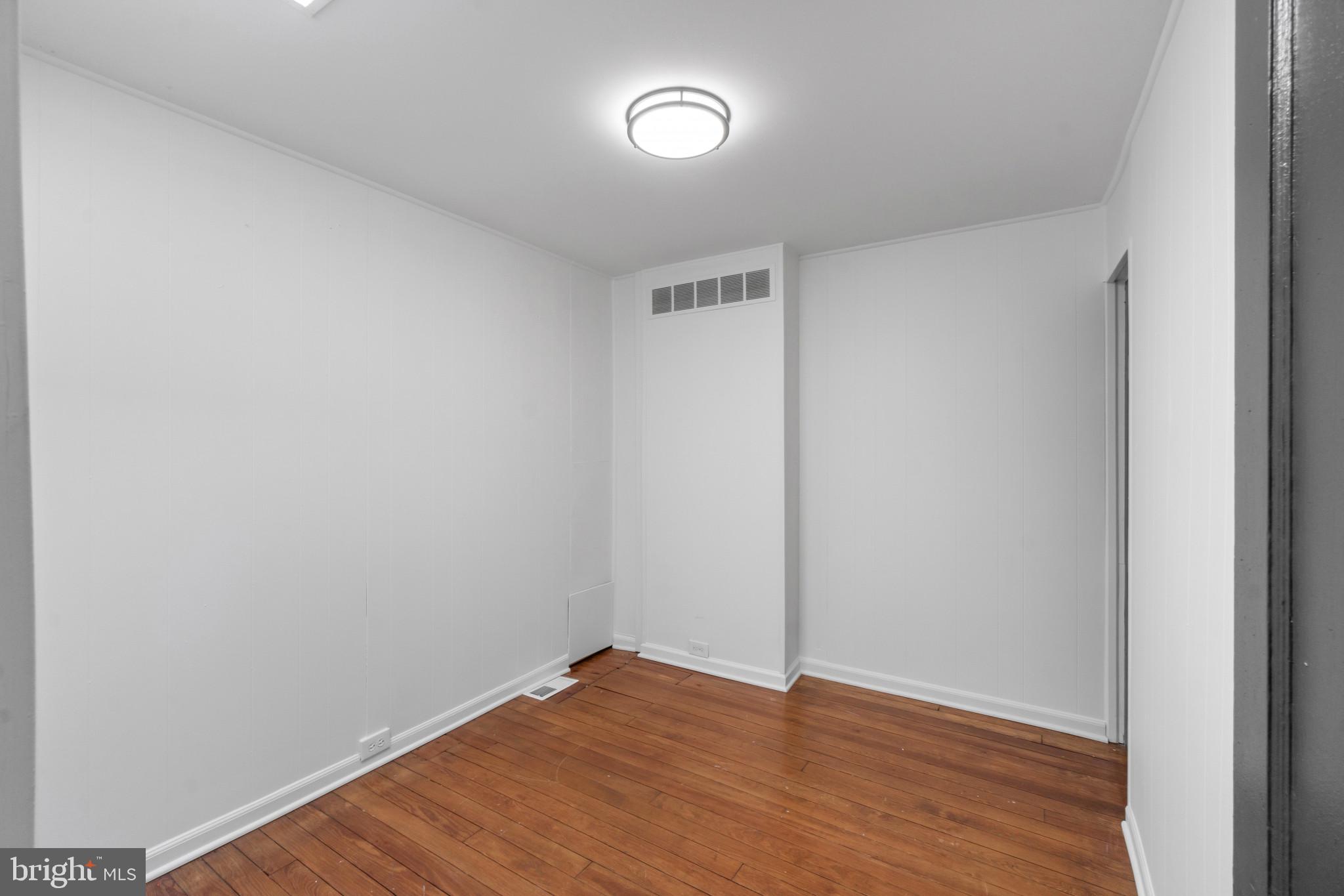 BROOKLYN - Residential