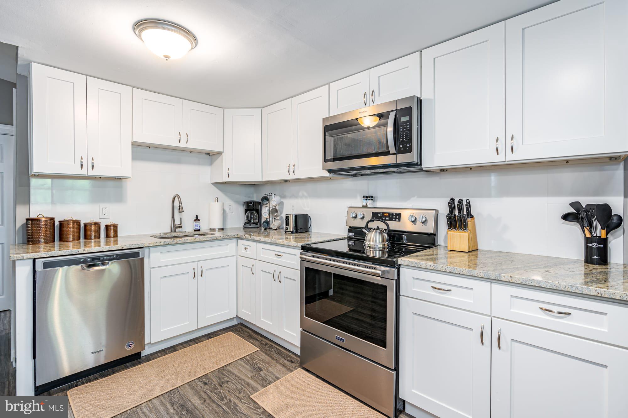 SLEEPY CREEK FARMS - Residential