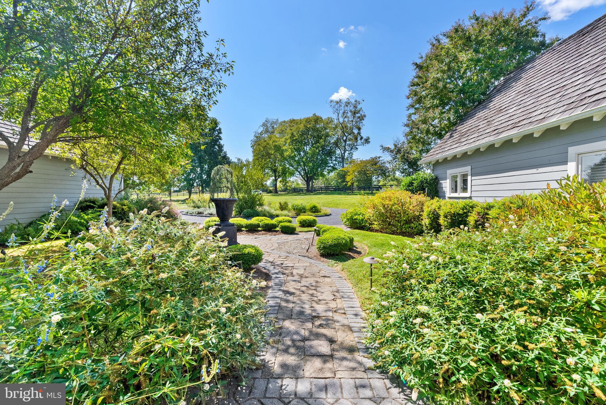 ATOKA CHASE - Residential