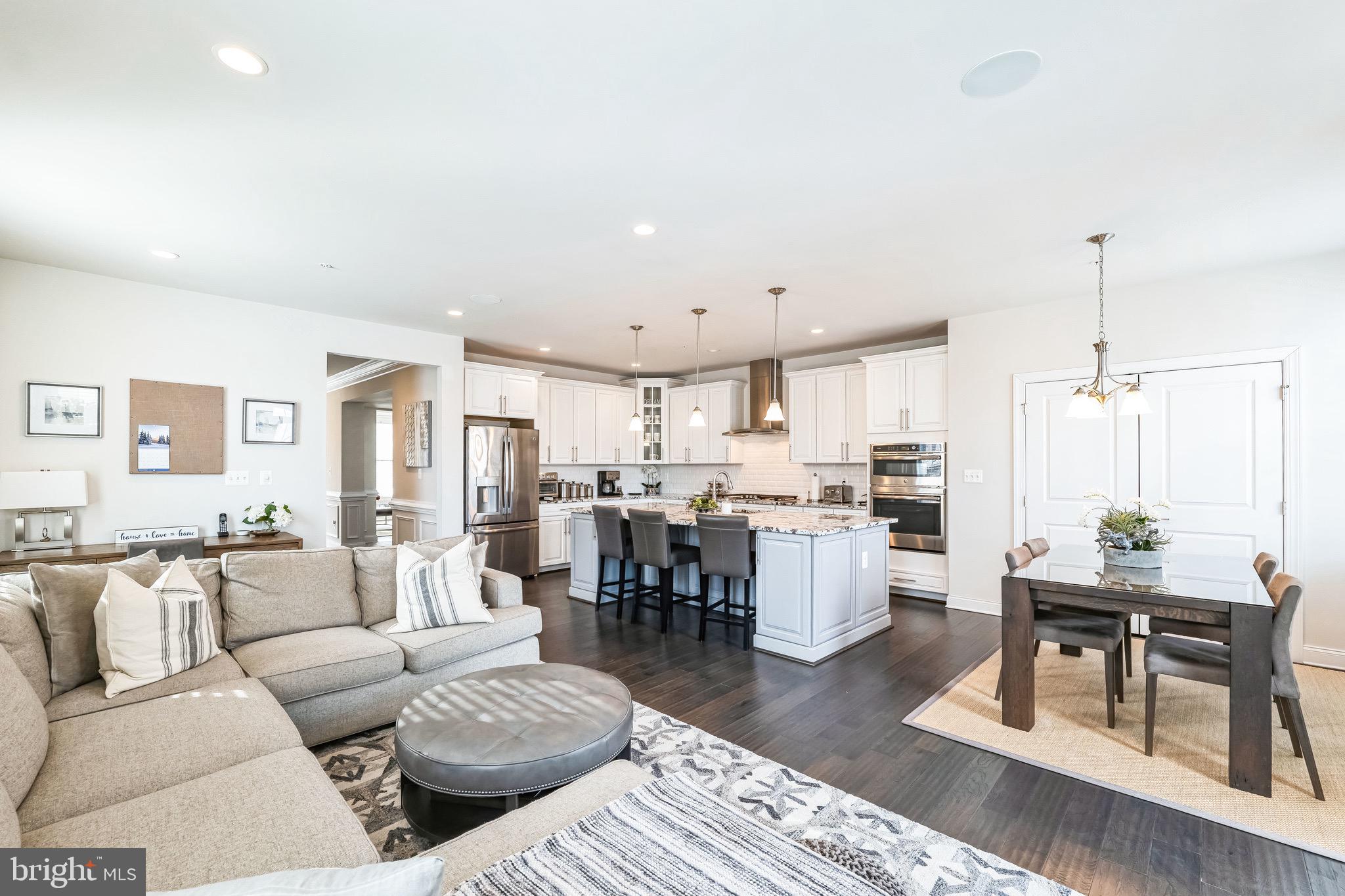 MARLBORO RIDGE - Residential