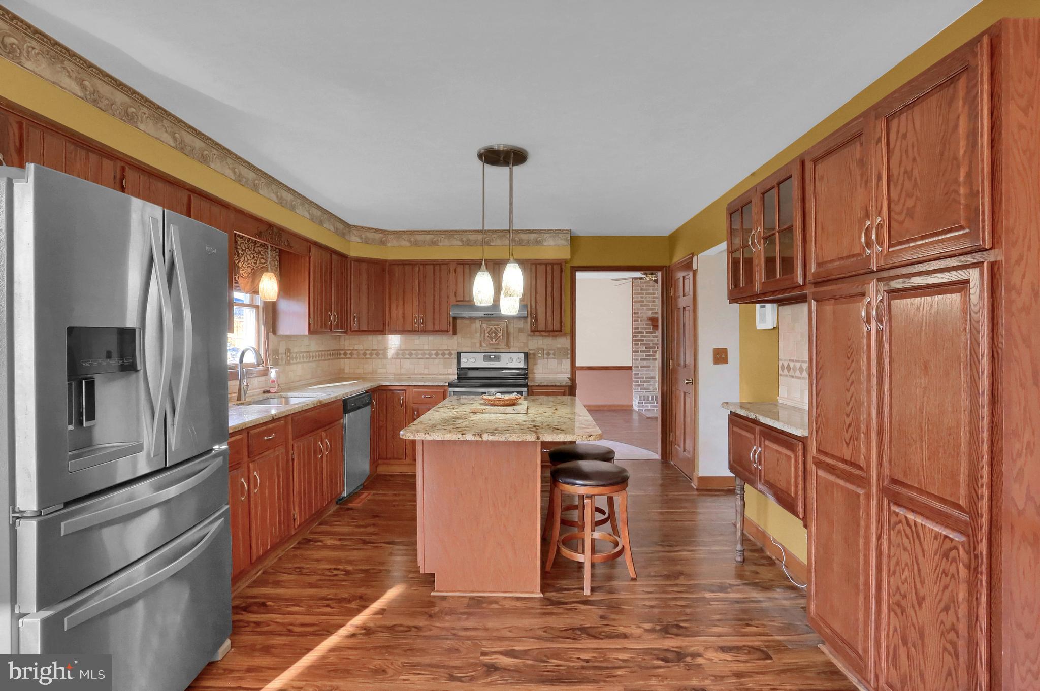 LAUREL HILLS - Residential