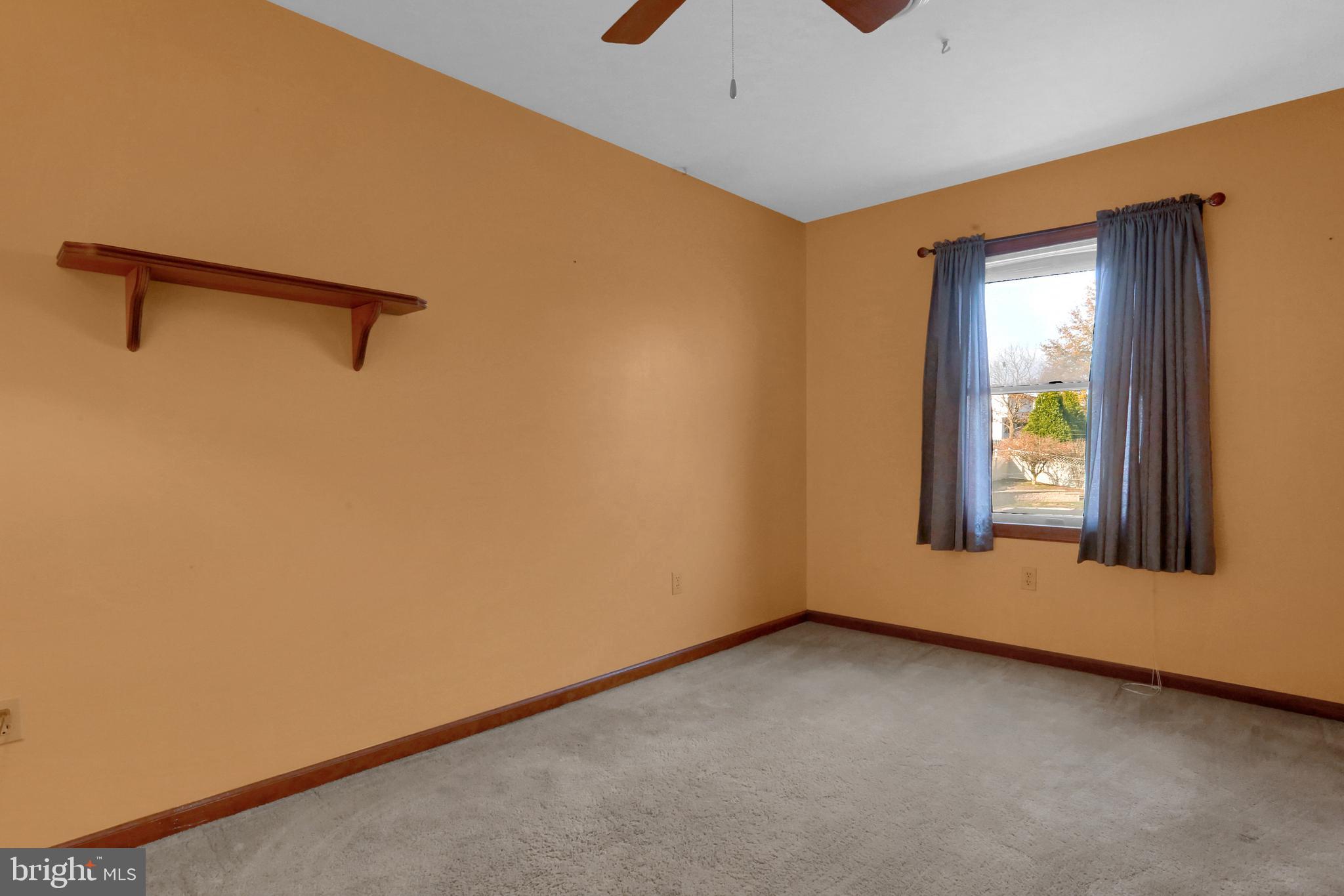 LAUREL HILLS - Residential