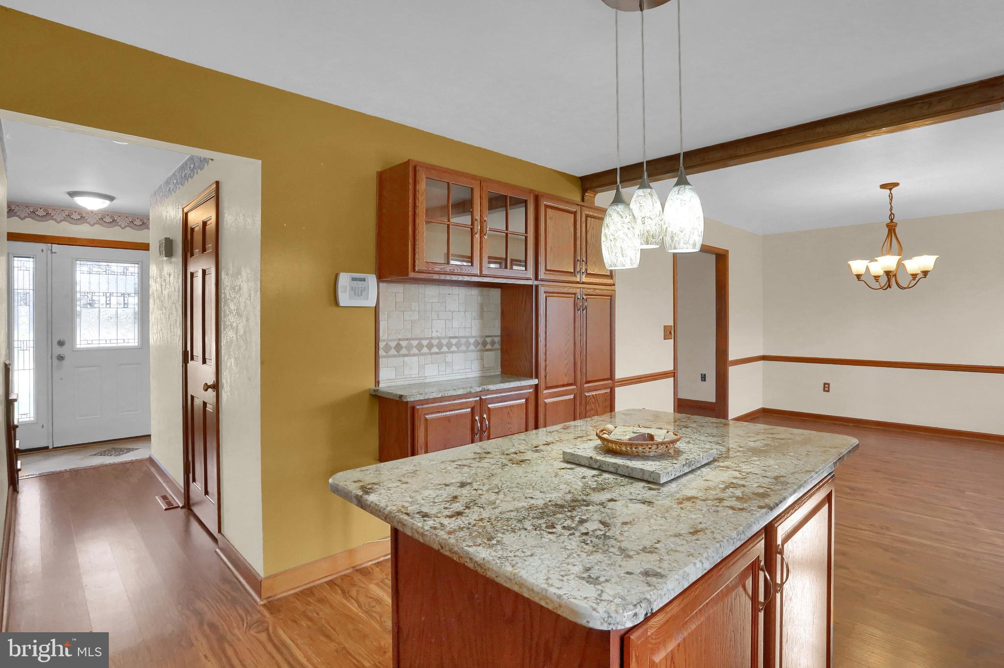 LAUREL HILLS - Residential