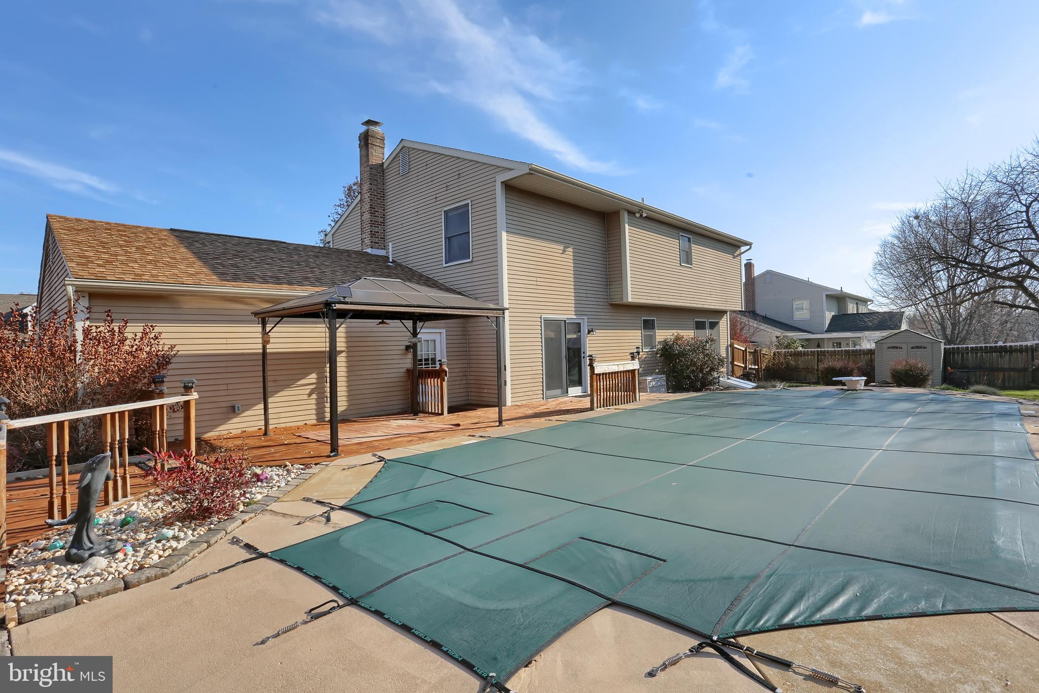LAUREL HILLS - Residential