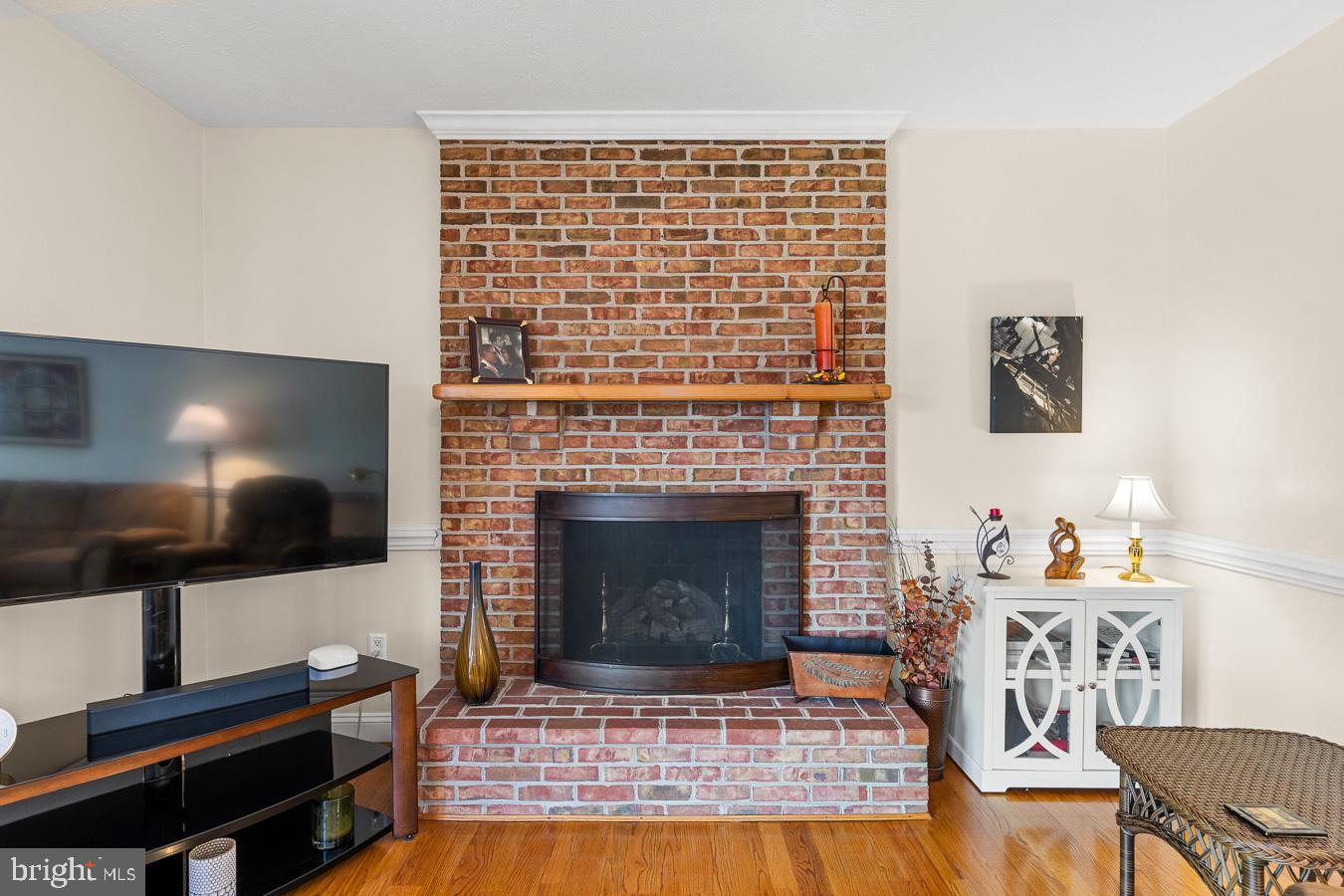 OAKDALE CROSSING - Residential