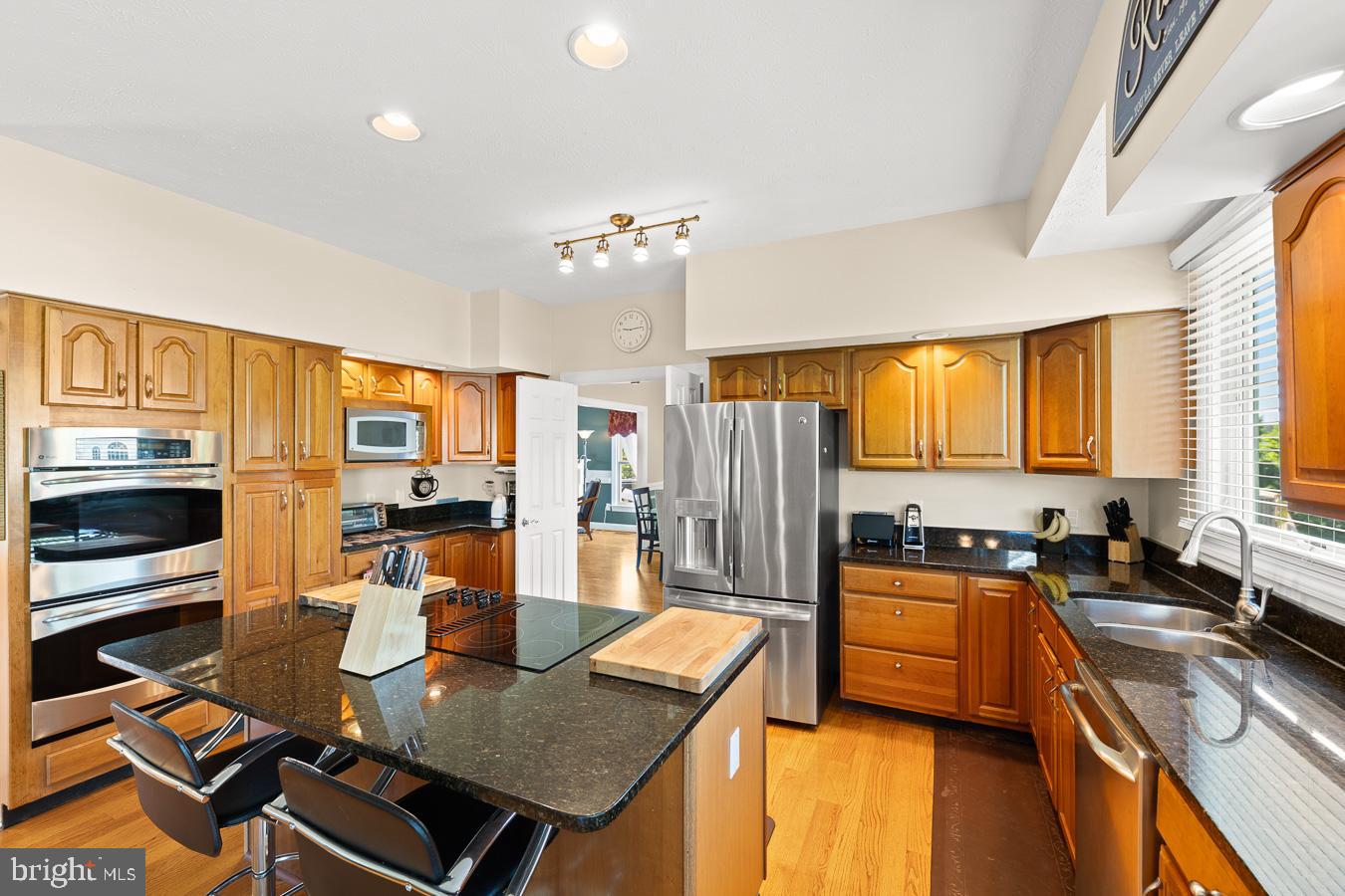 OAKDALE CROSSING - Residential