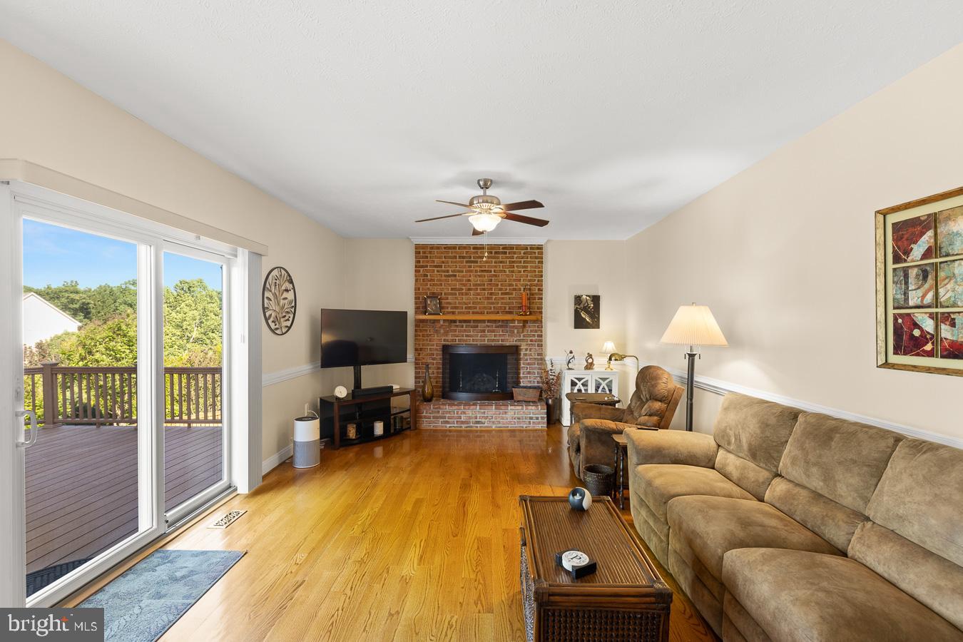 OAKDALE CROSSING - Residential