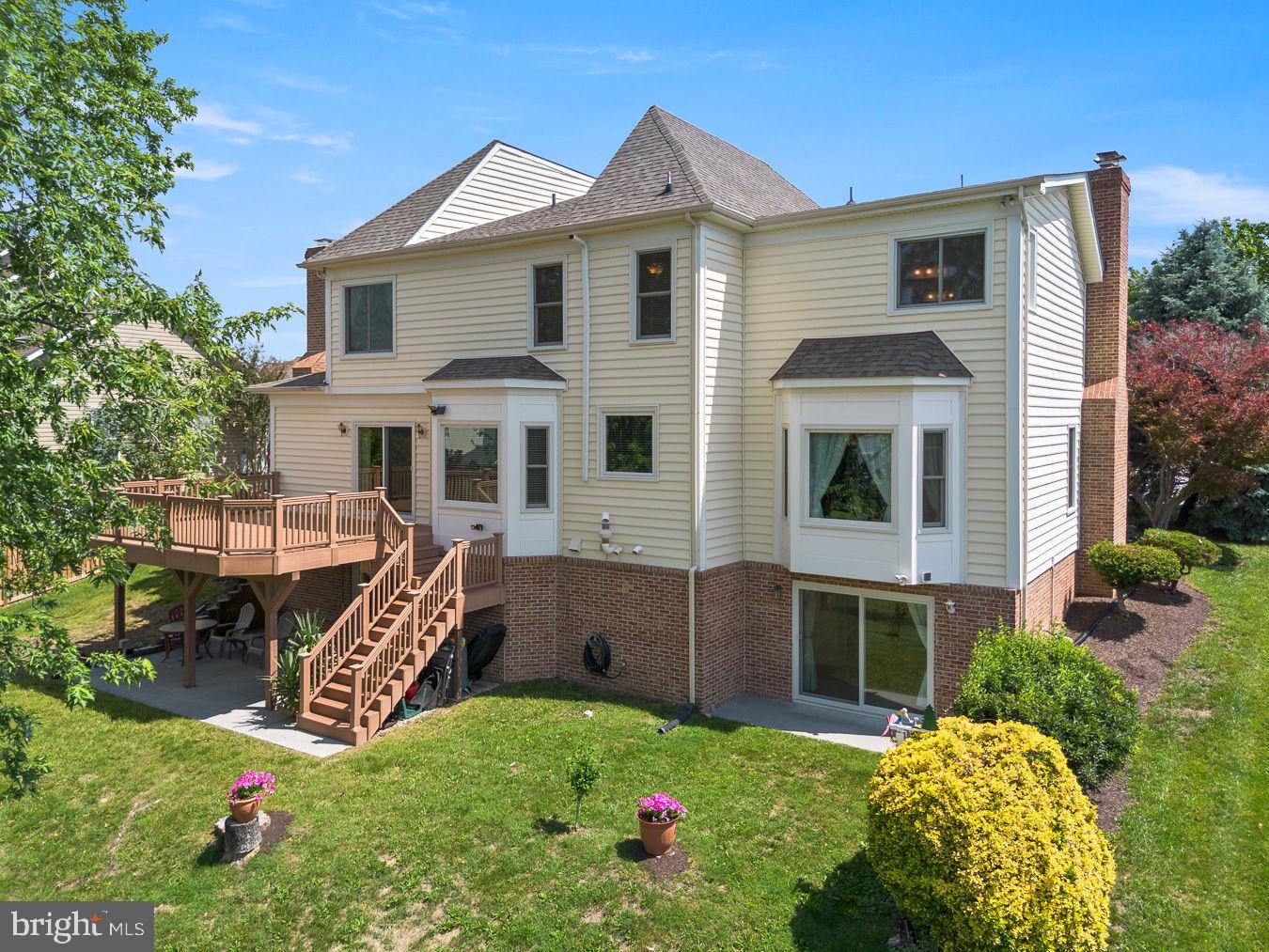 OAKDALE CROSSING - Residential
