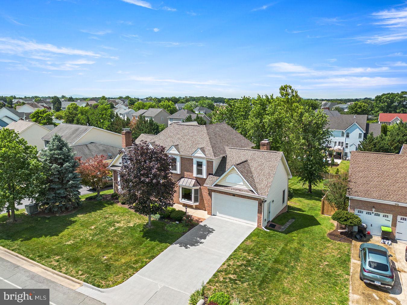 OAKDALE CROSSING - Residential