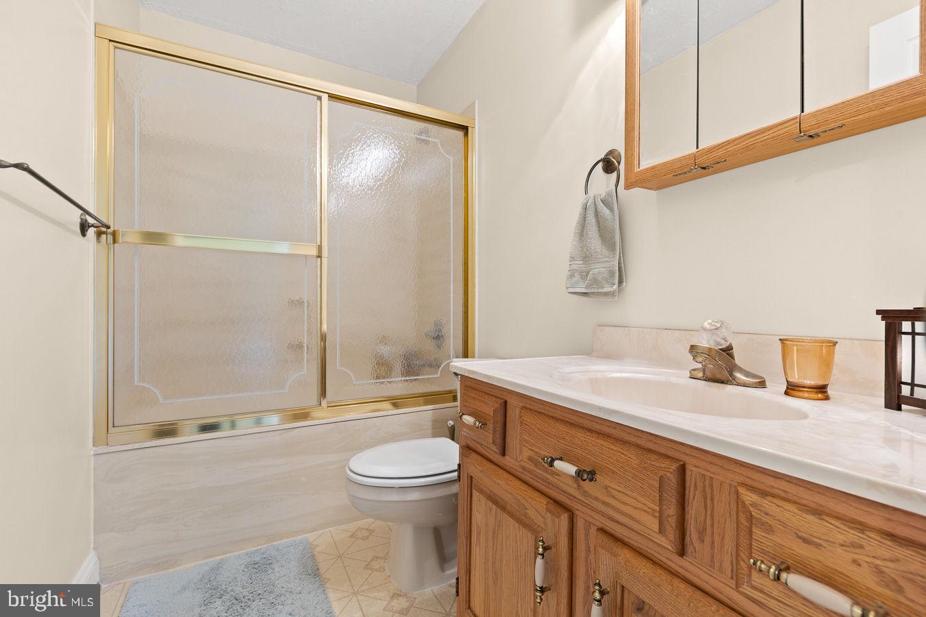 OAKDALE CROSSING - Residential