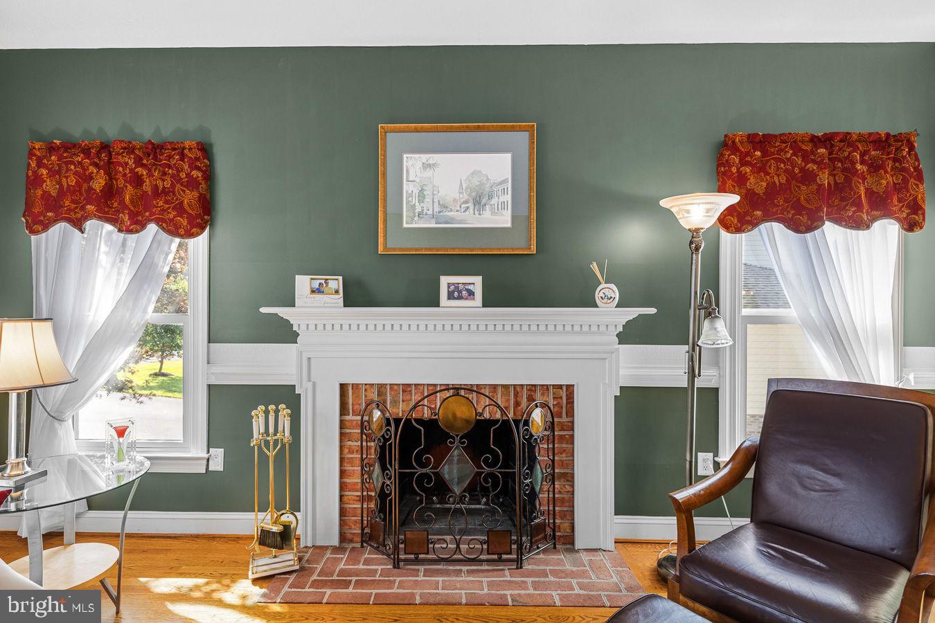 OAKDALE CROSSING - Residential