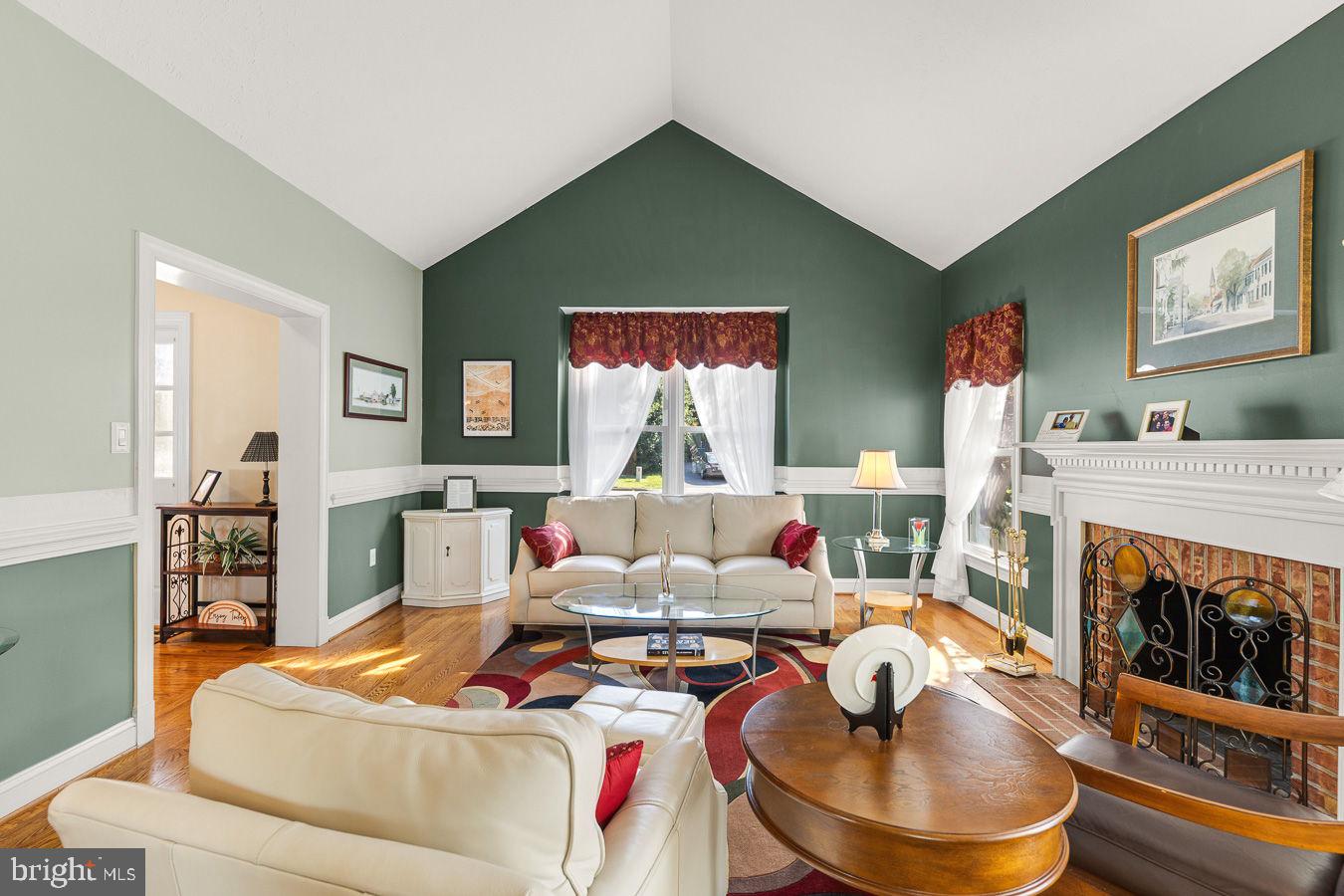 OAKDALE CROSSING - Residential