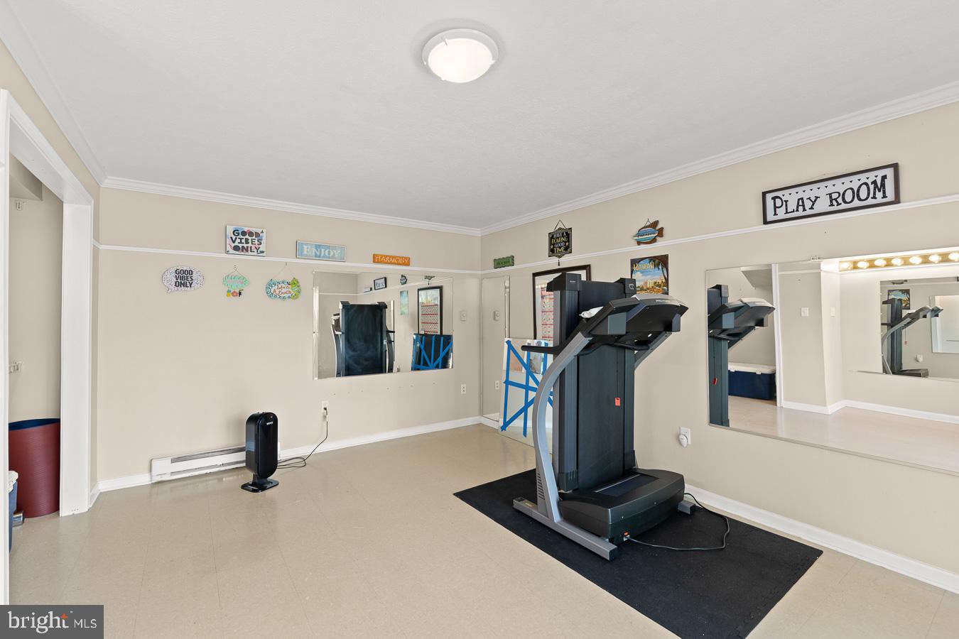 OAKDALE CROSSING - Residential