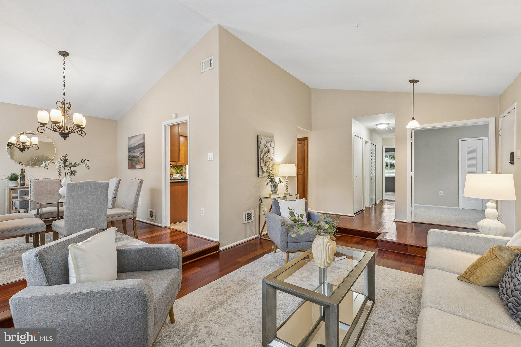 SUGARLAND RUN - Residential