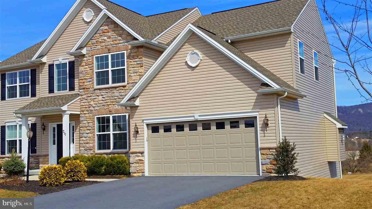 MOUNTAIN VIEW ESTATES - Residential
