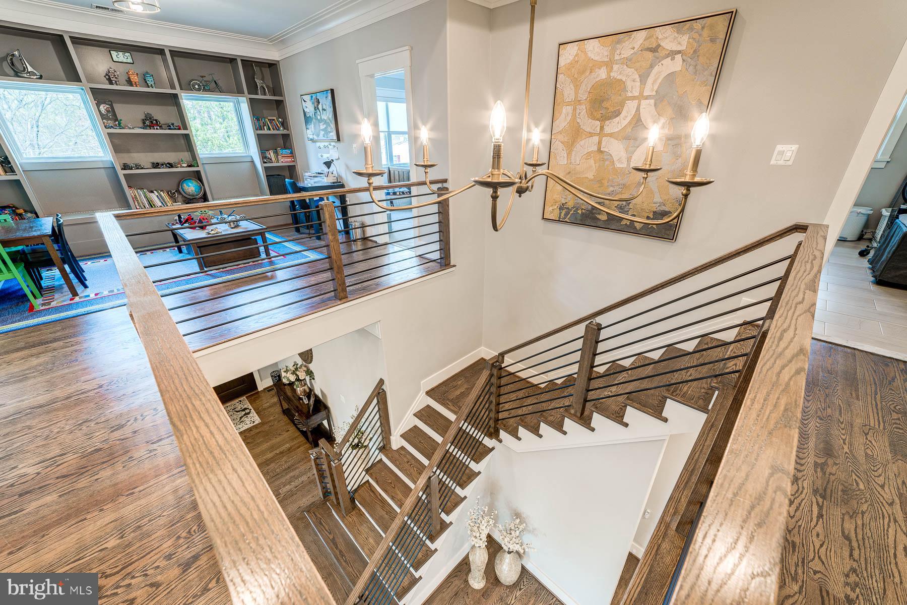 VIENNA WOODS - Residential