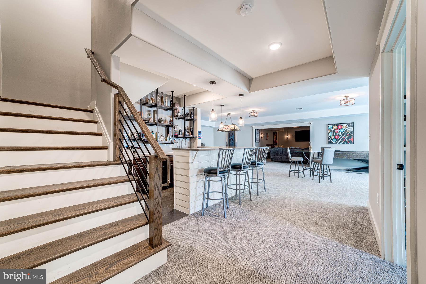 VIENNA WOODS - Residential