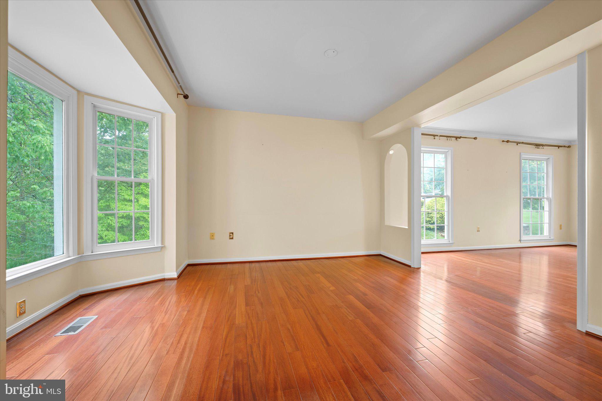 COMPTON HEIGHTS - Residential