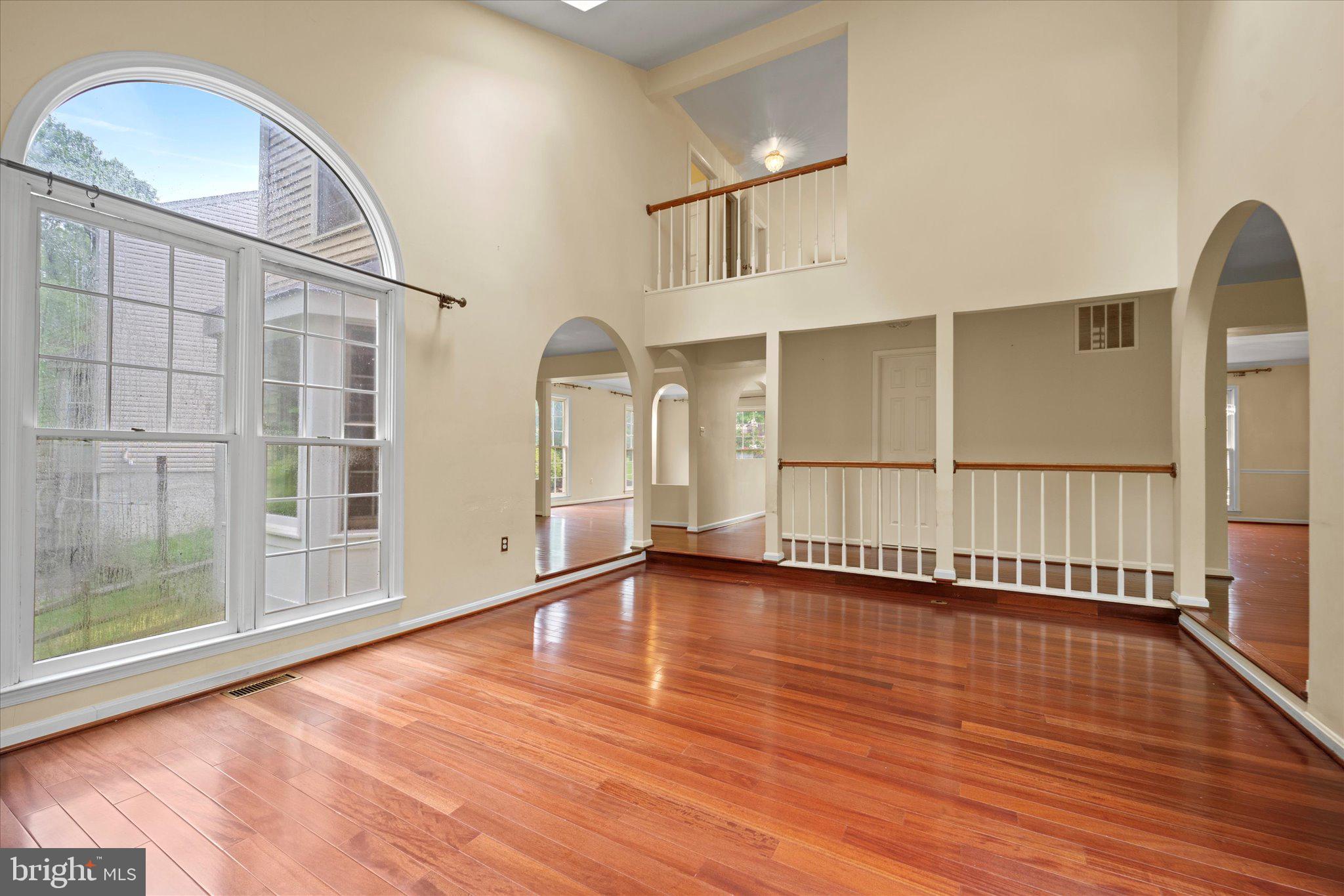 COMPTON HEIGHTS - Residential