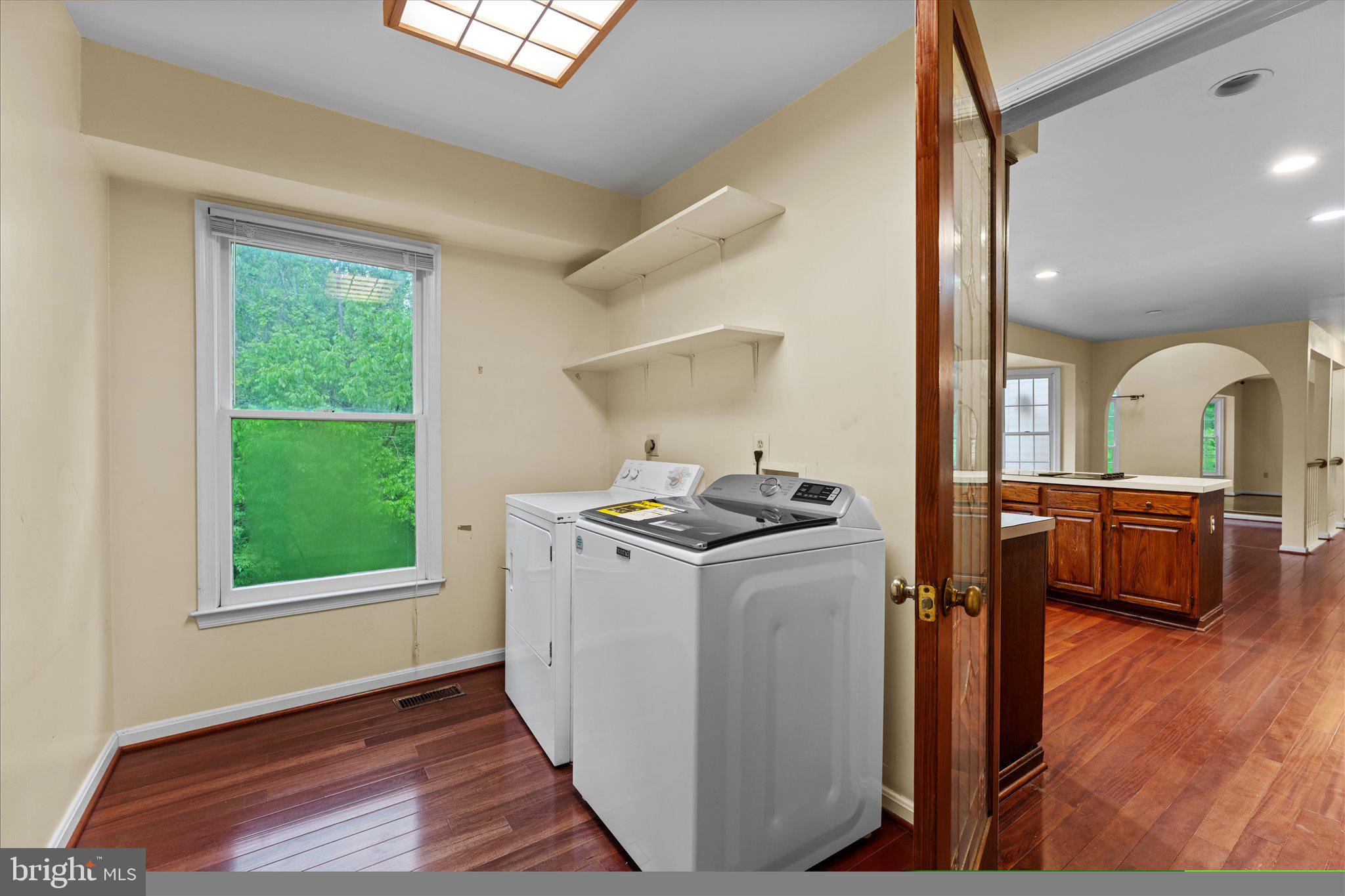 COMPTON HEIGHTS - Residential