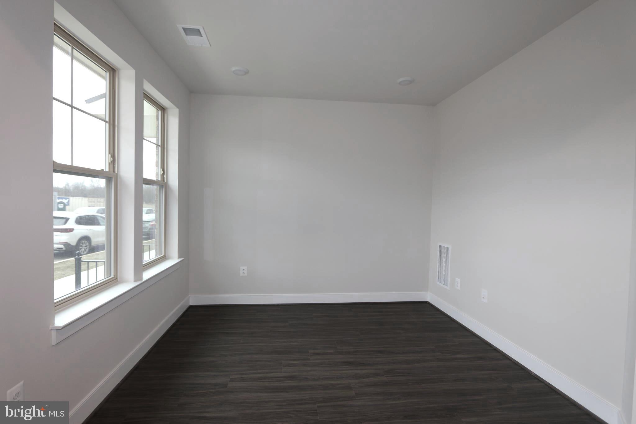 CROWN FARM - Residential Lease