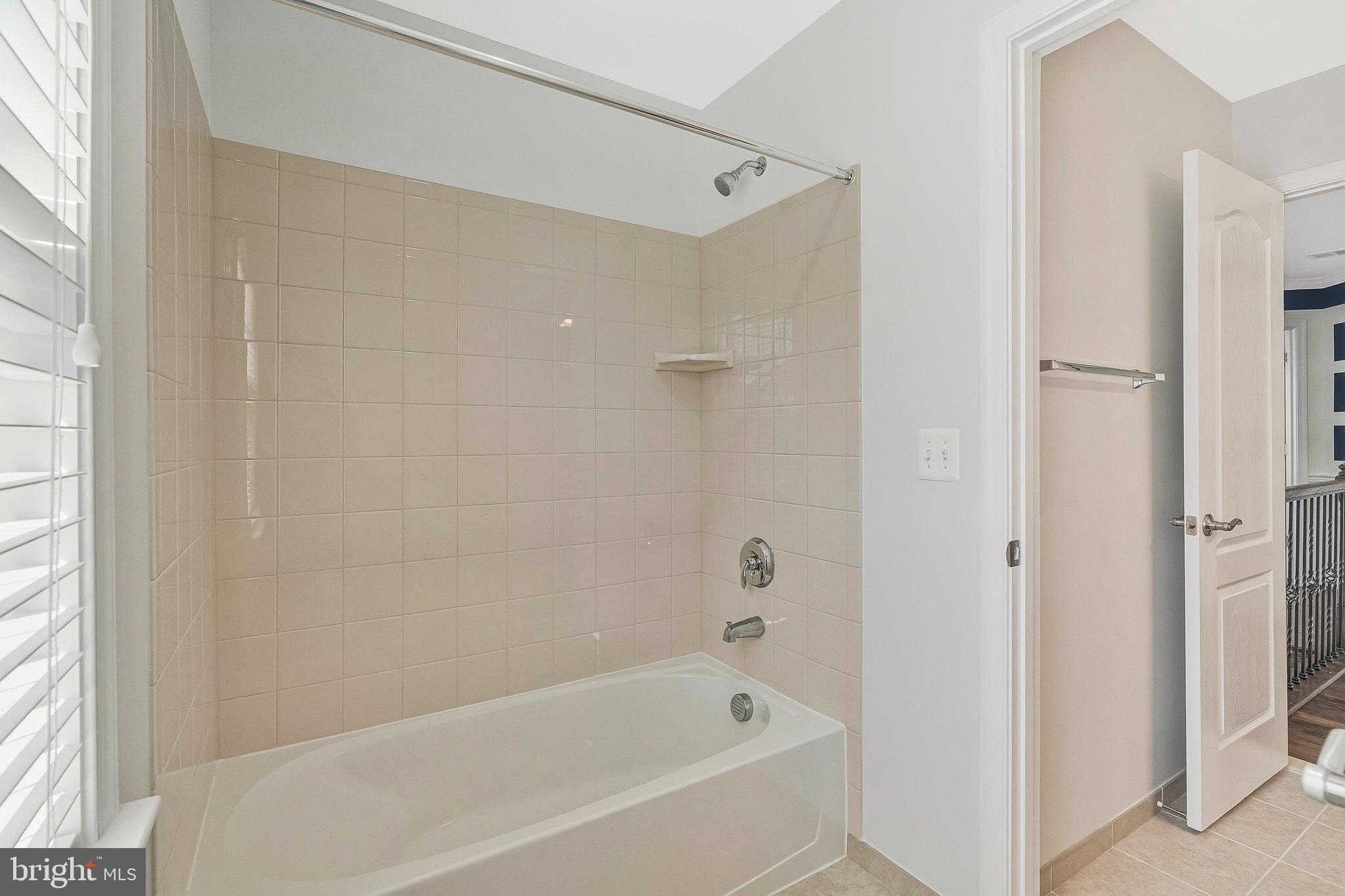 BRAMBLETON - Residential