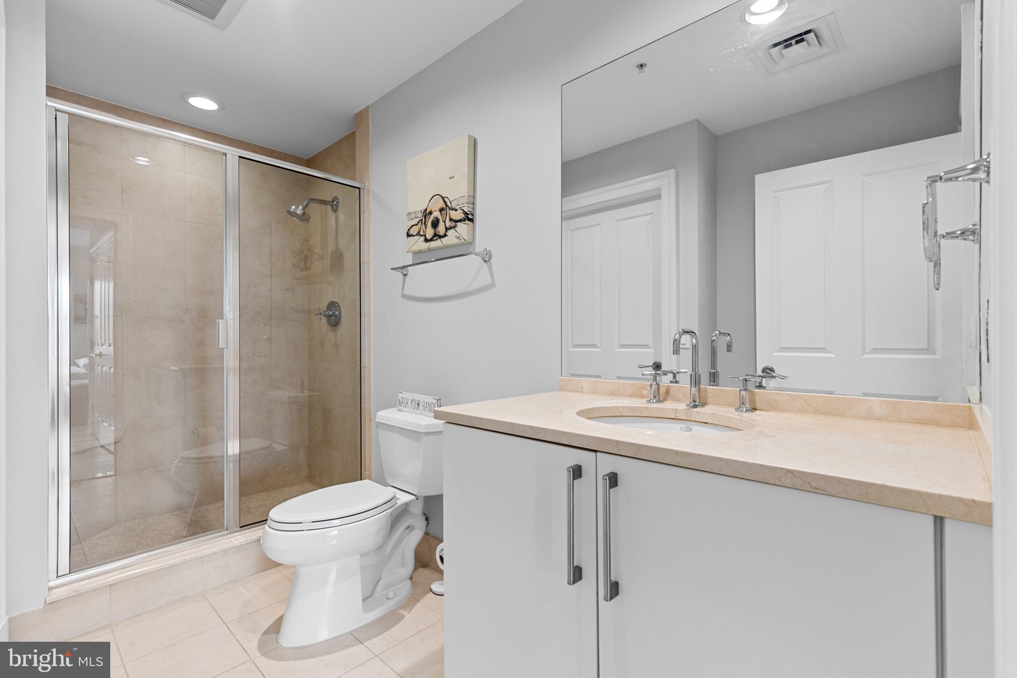 THE RITZ-CARLTON RESIDENCES - Residential