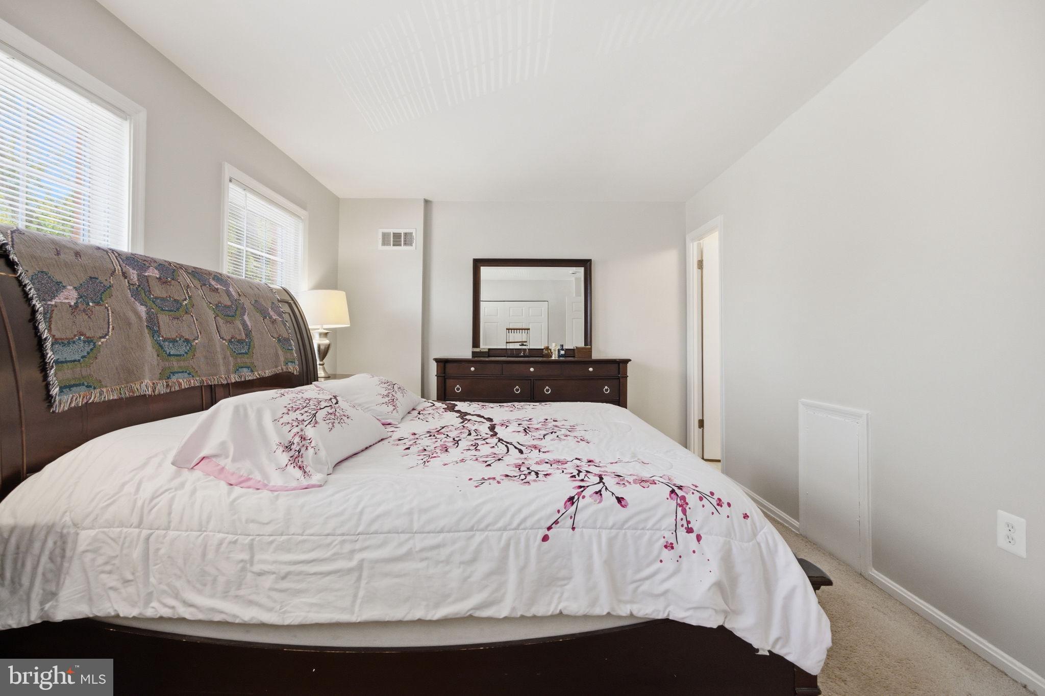PLYMOUTH GARDENS - Residential