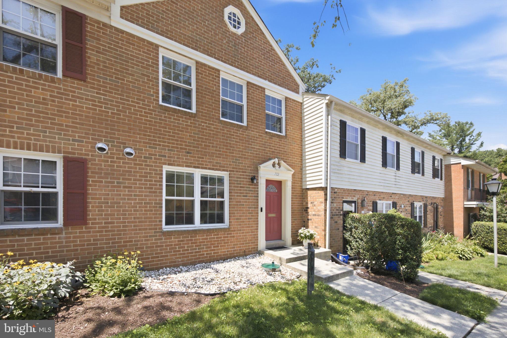 PLYMOUTH GARDENS - Residential