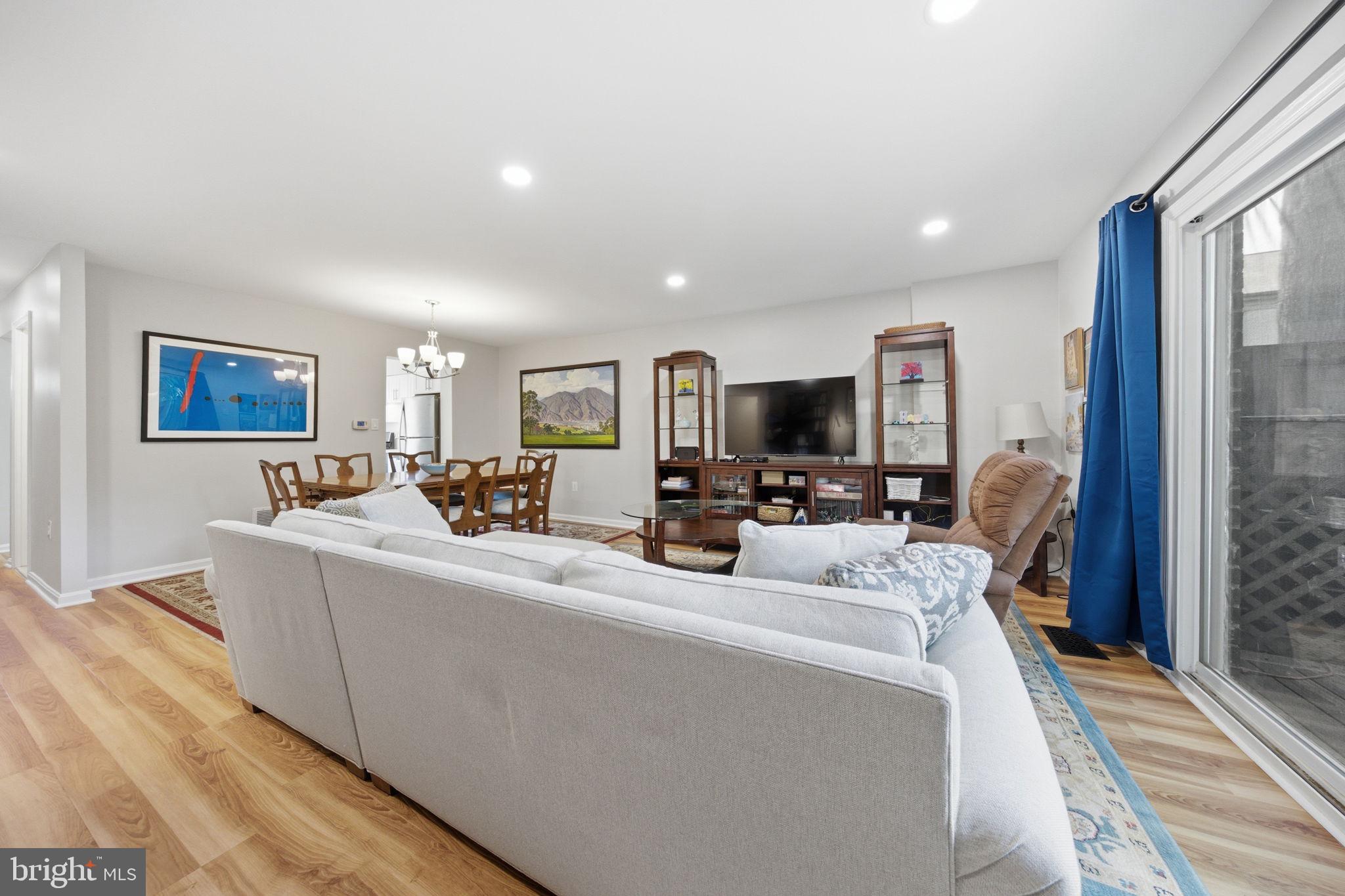 PLYMOUTH GARDENS - Residential