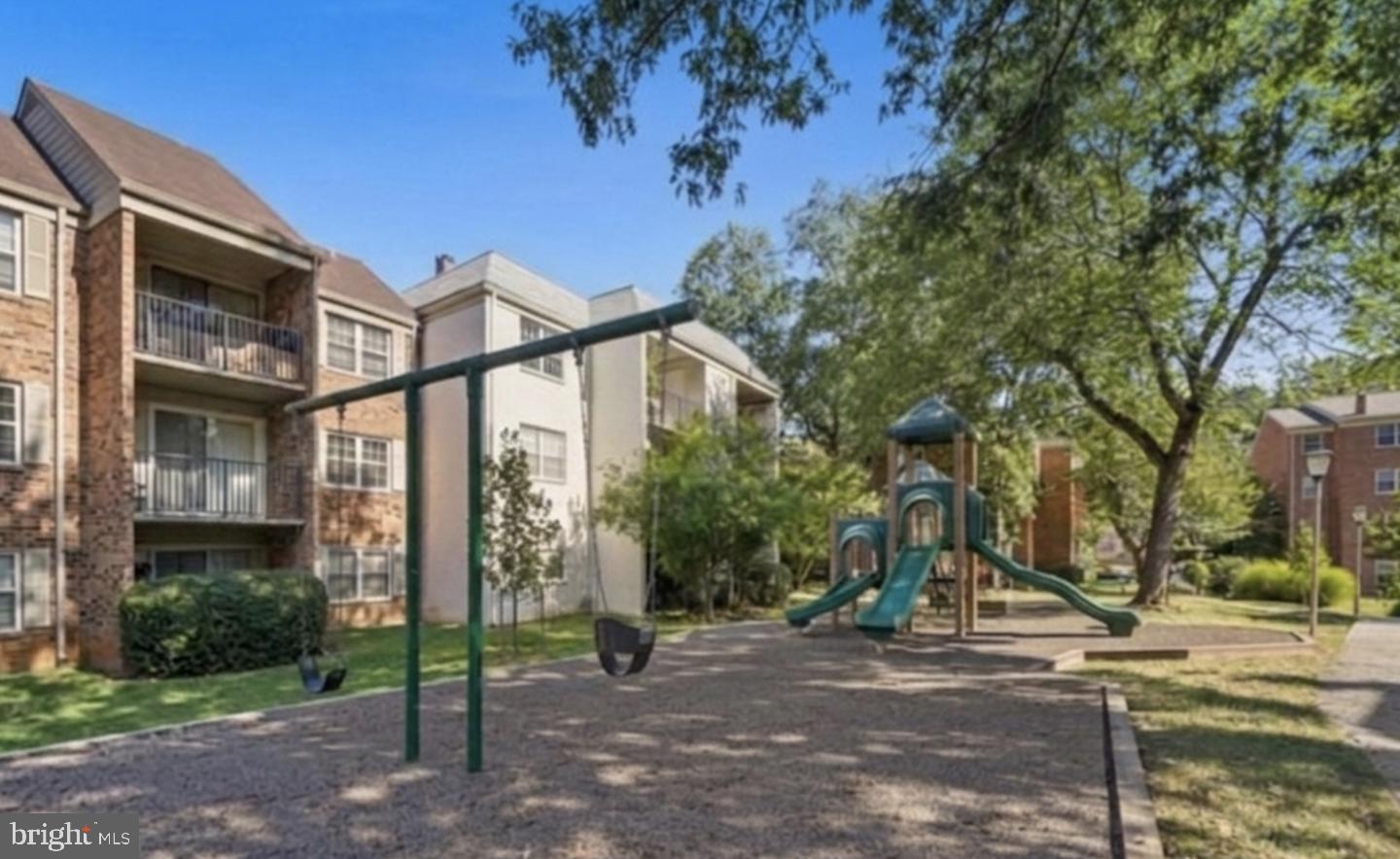 PLYMOUTH GARDENS - Residential