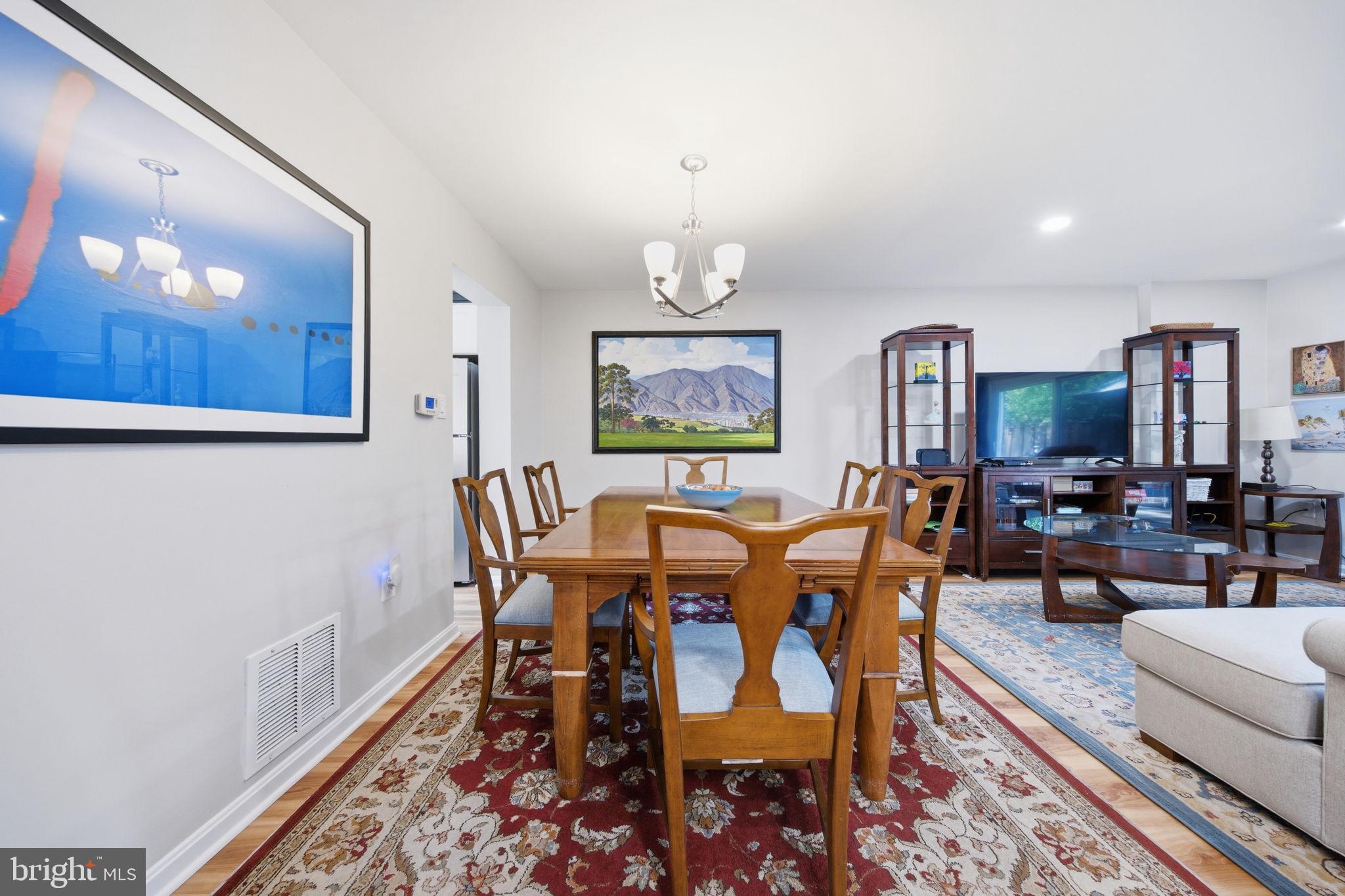 PLYMOUTH GARDENS - Residential