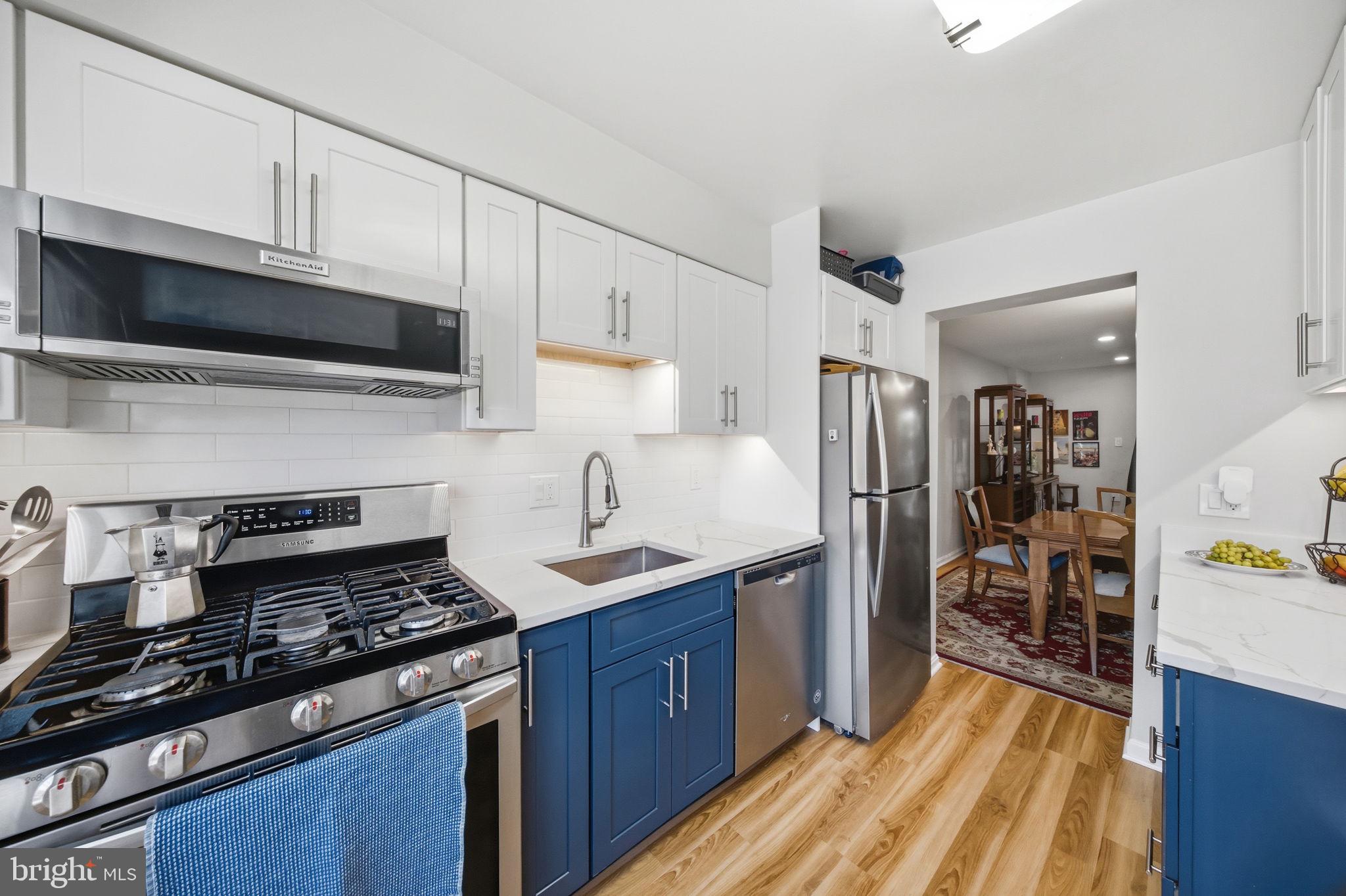 PLYMOUTH GARDENS - Residential