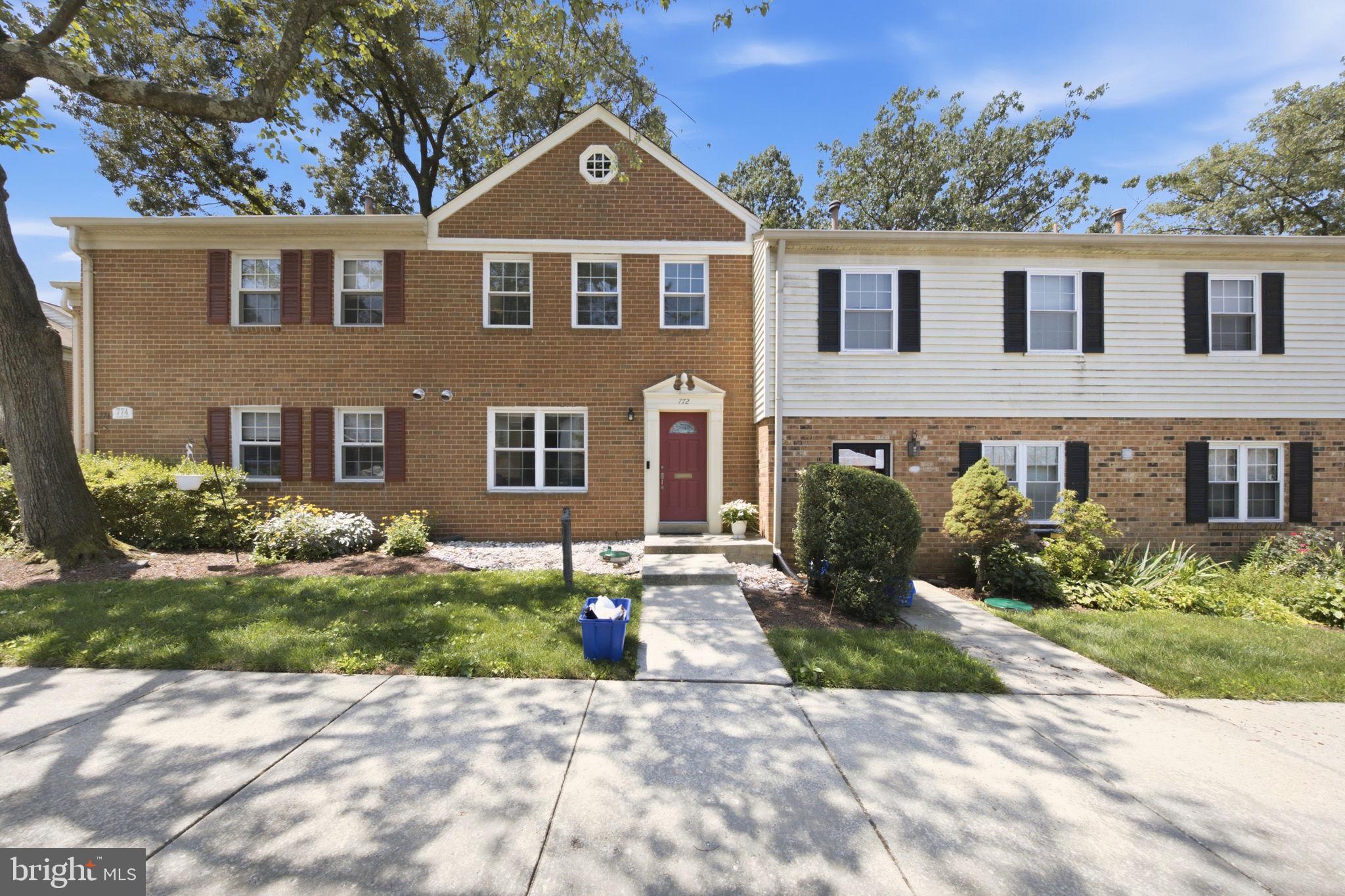 PLYMOUTH GARDENS - Residential