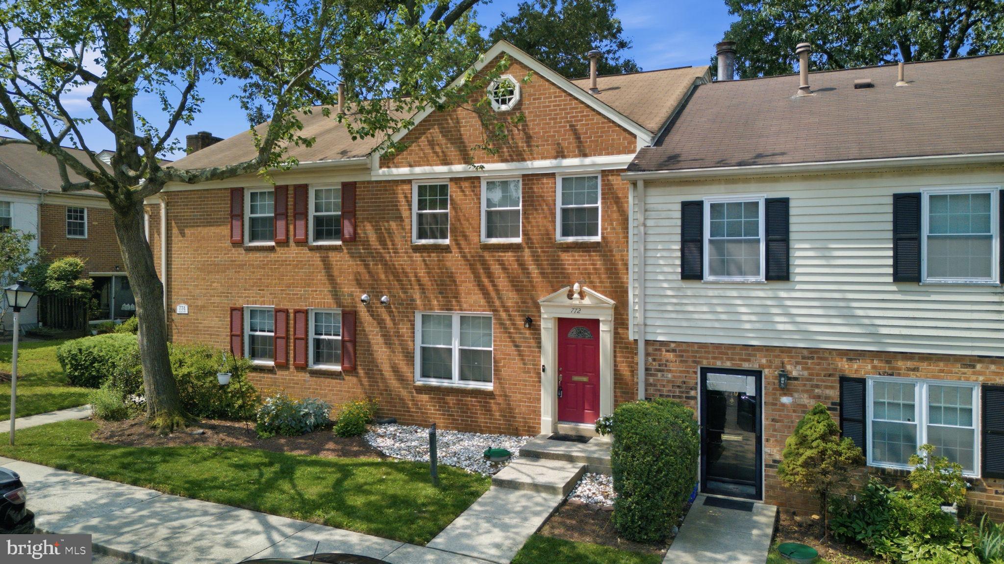 PLYMOUTH GARDENS - Residential