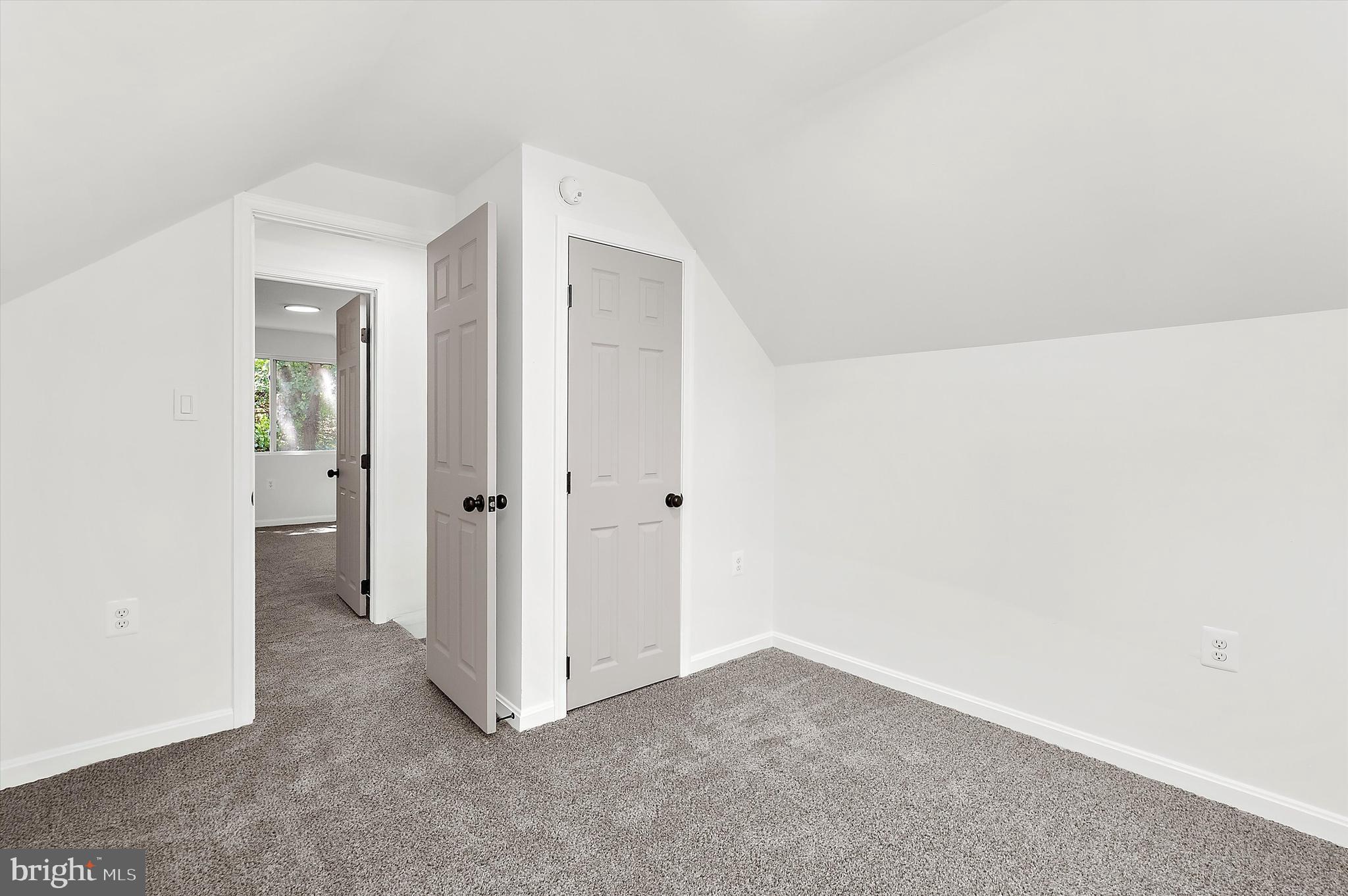 FERNDALE HEIGHTS - Residential
