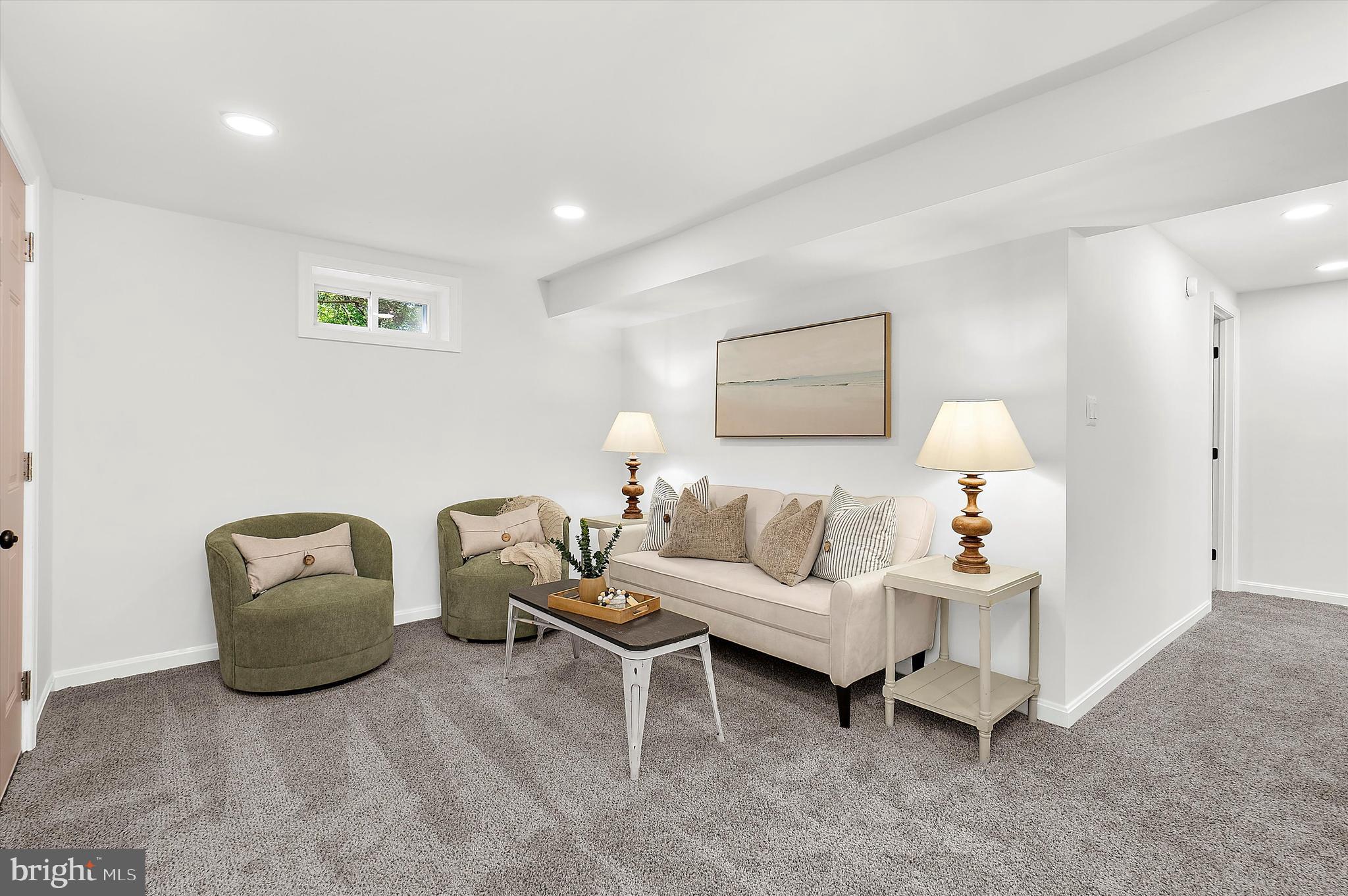 FERNDALE HEIGHTS - Residential
