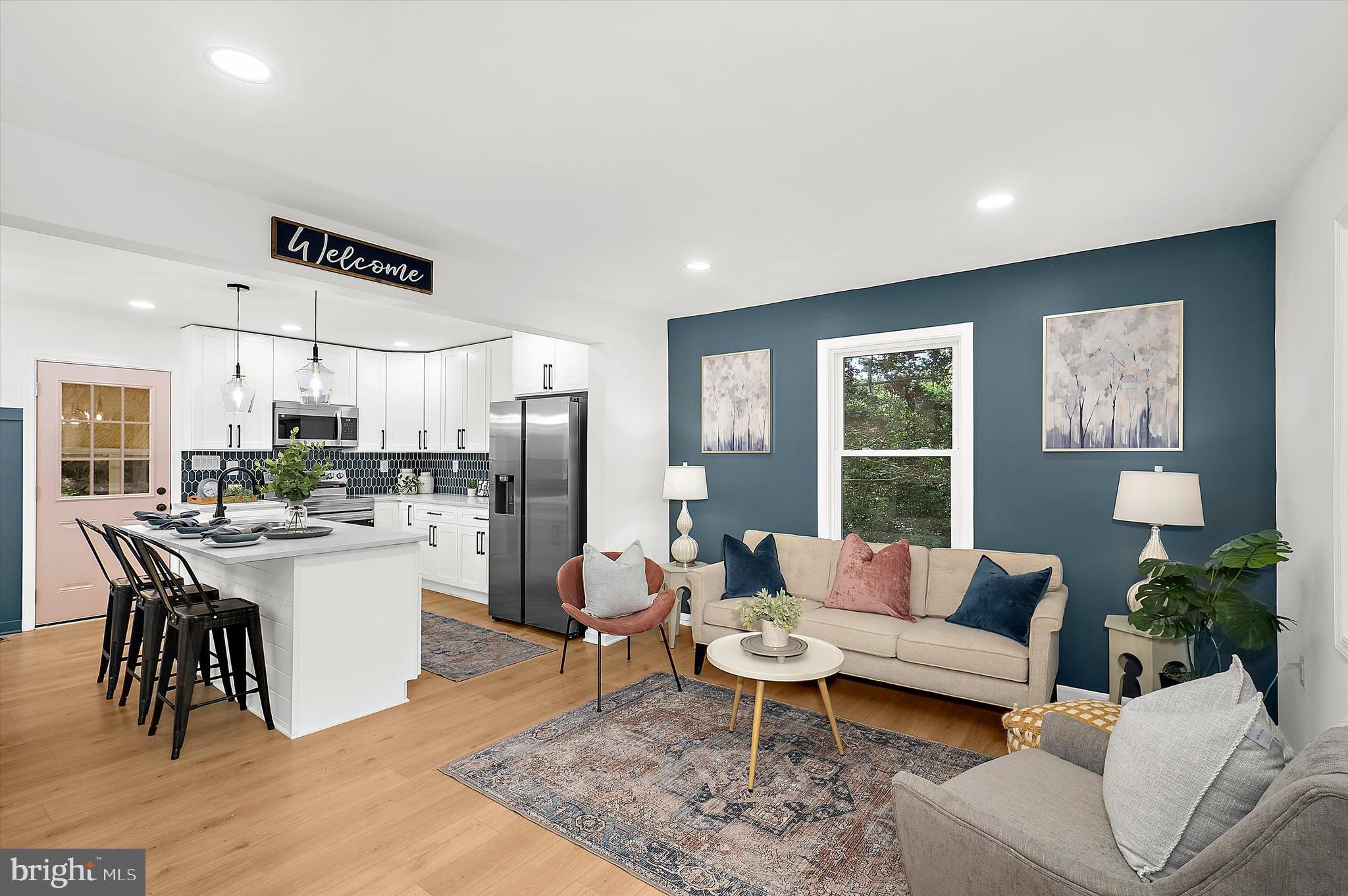 FERNDALE HEIGHTS - Residential