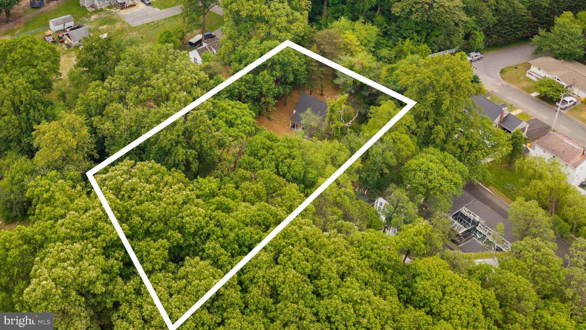 FERNDALE HEIGHTS - Residential