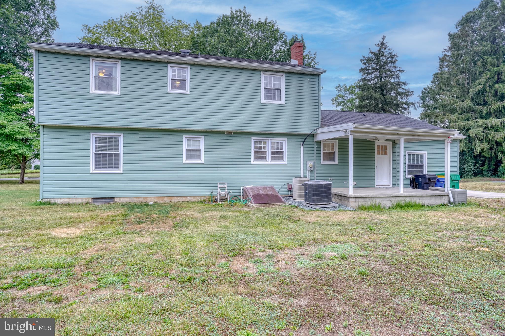 FAIRFIELD FARMS - Residential