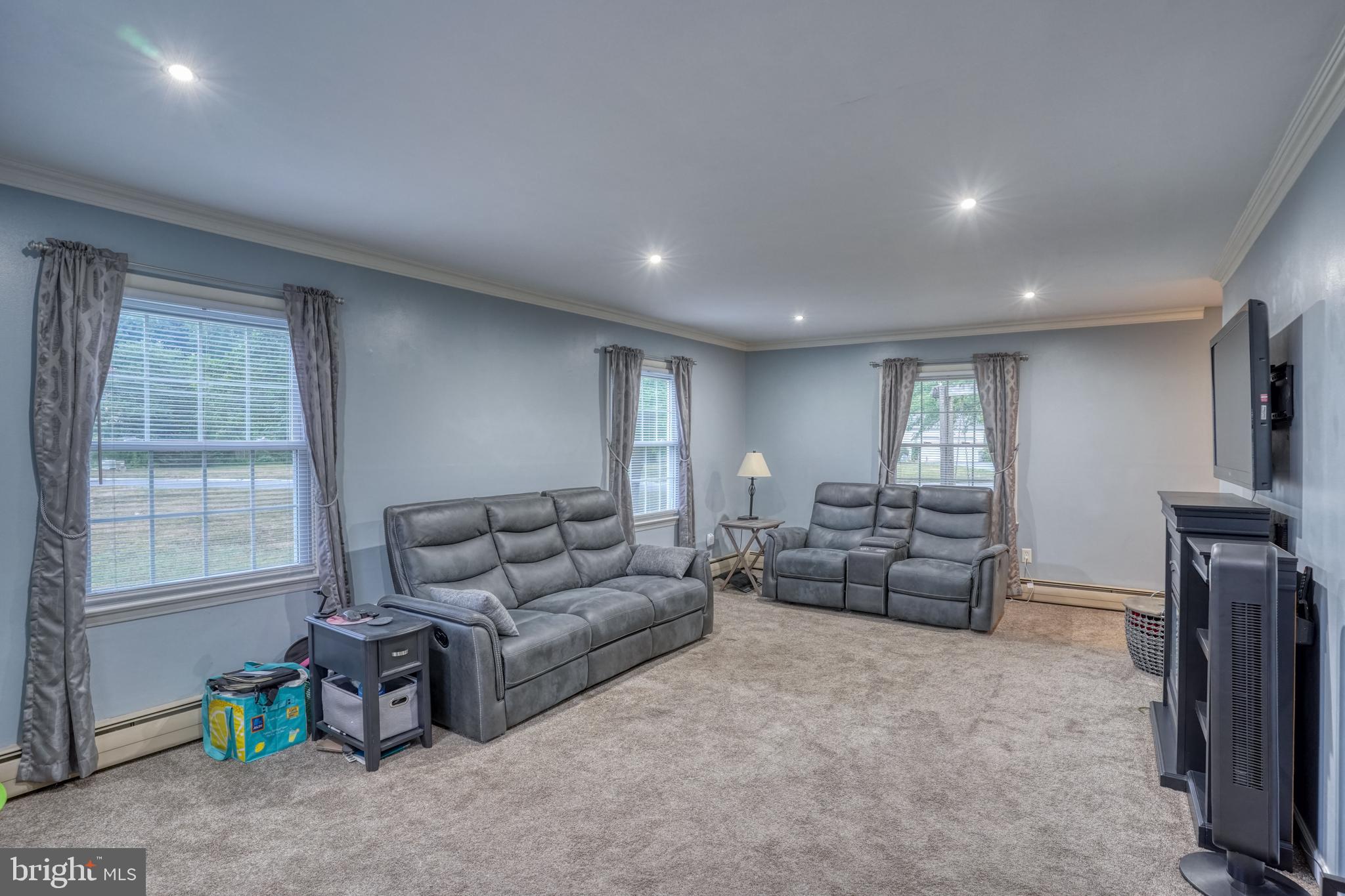 FAIRFIELD FARMS - Residential