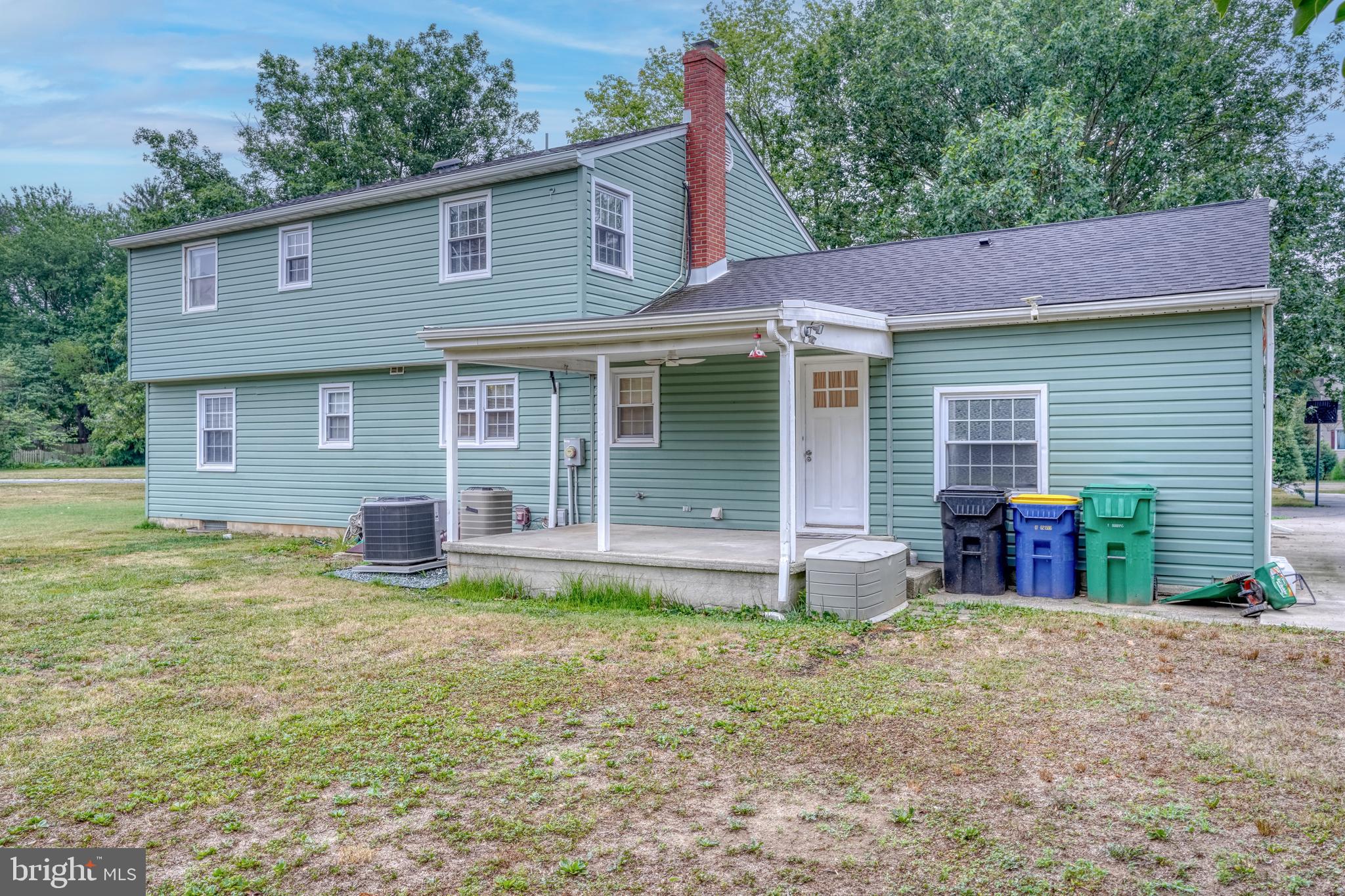FAIRFIELD FARMS - Residential