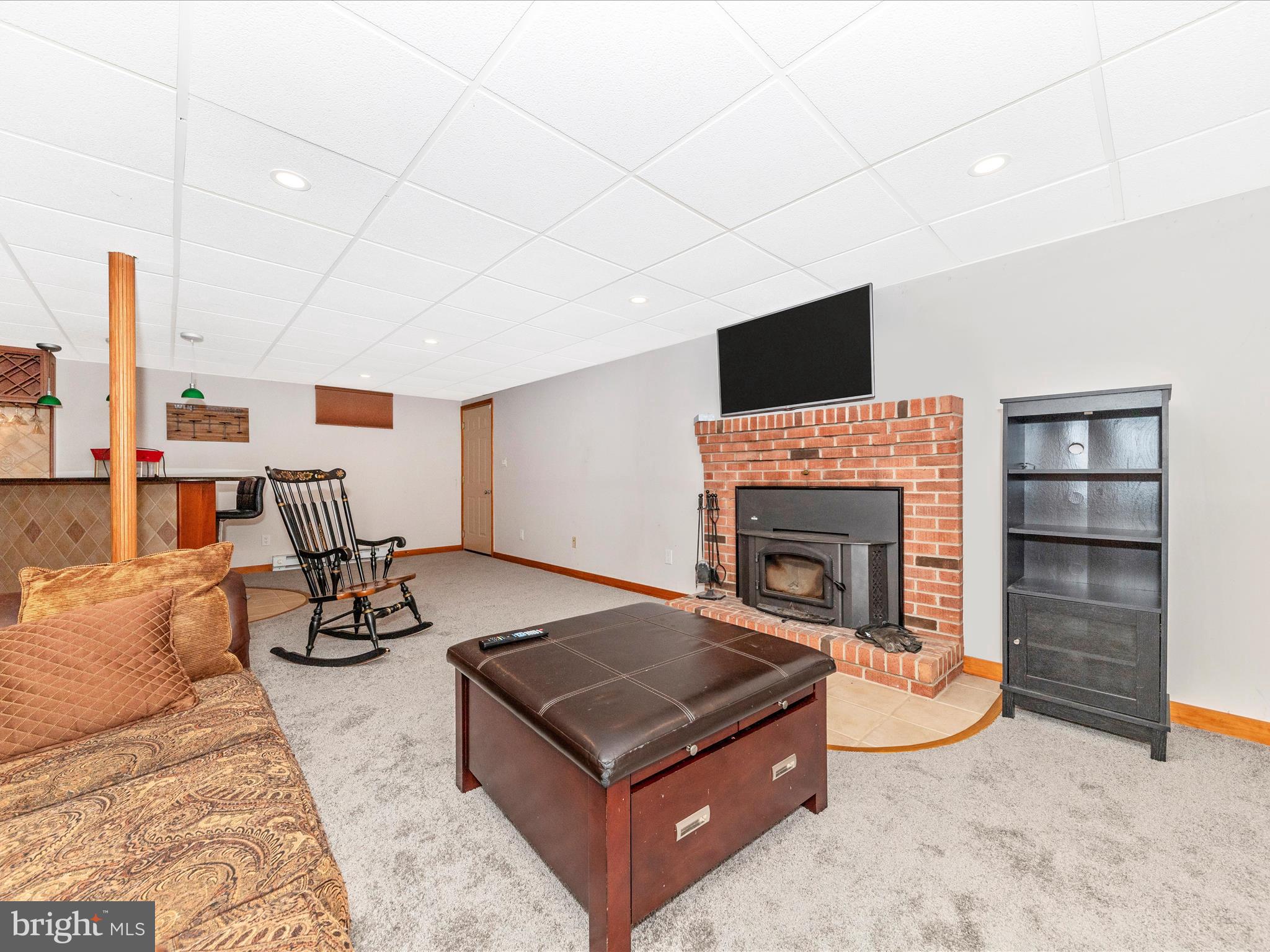 WISPERREN OAKS - Residential
